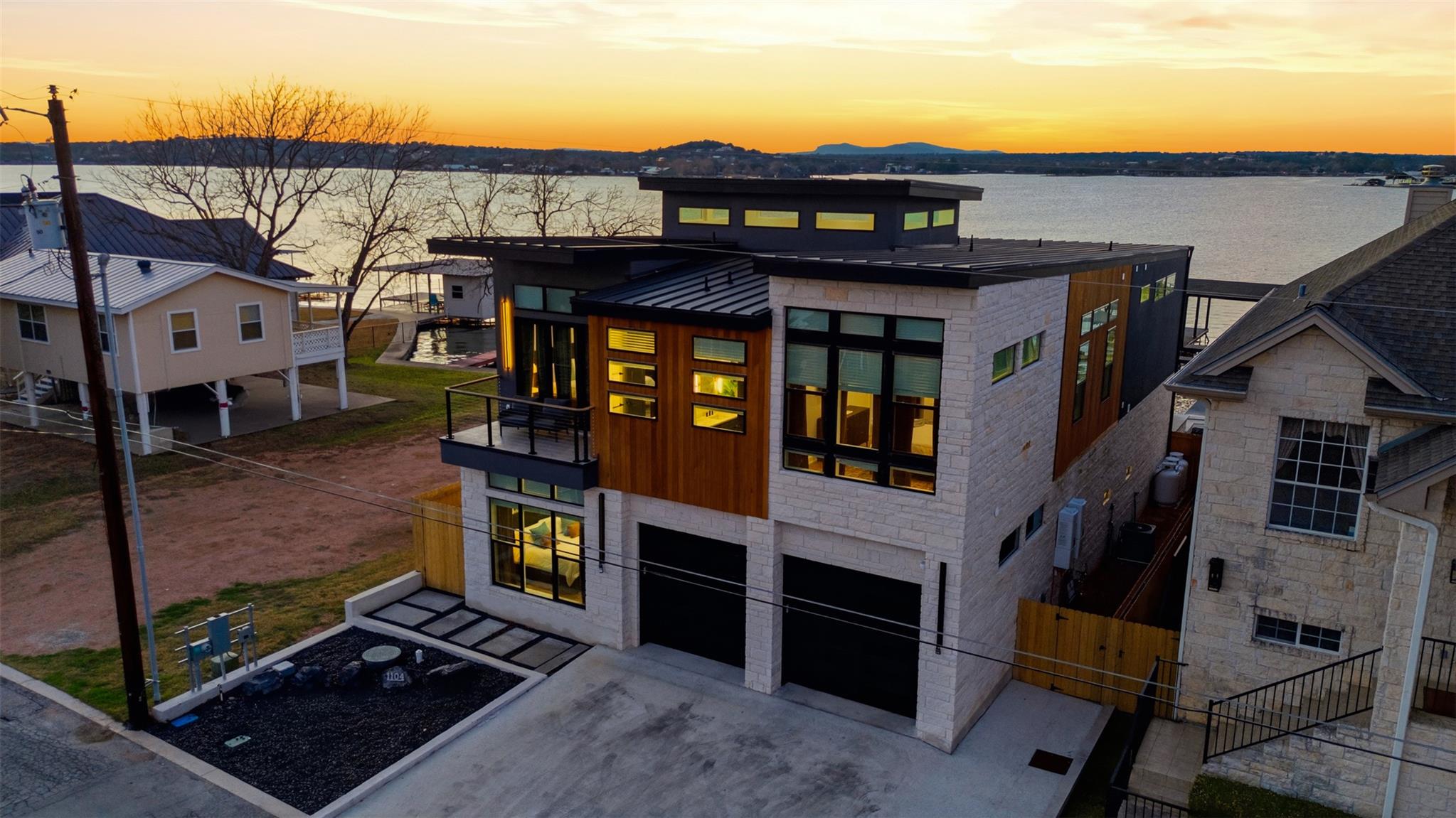 1104 Impala Dr, Granite Shoals, TX 78654