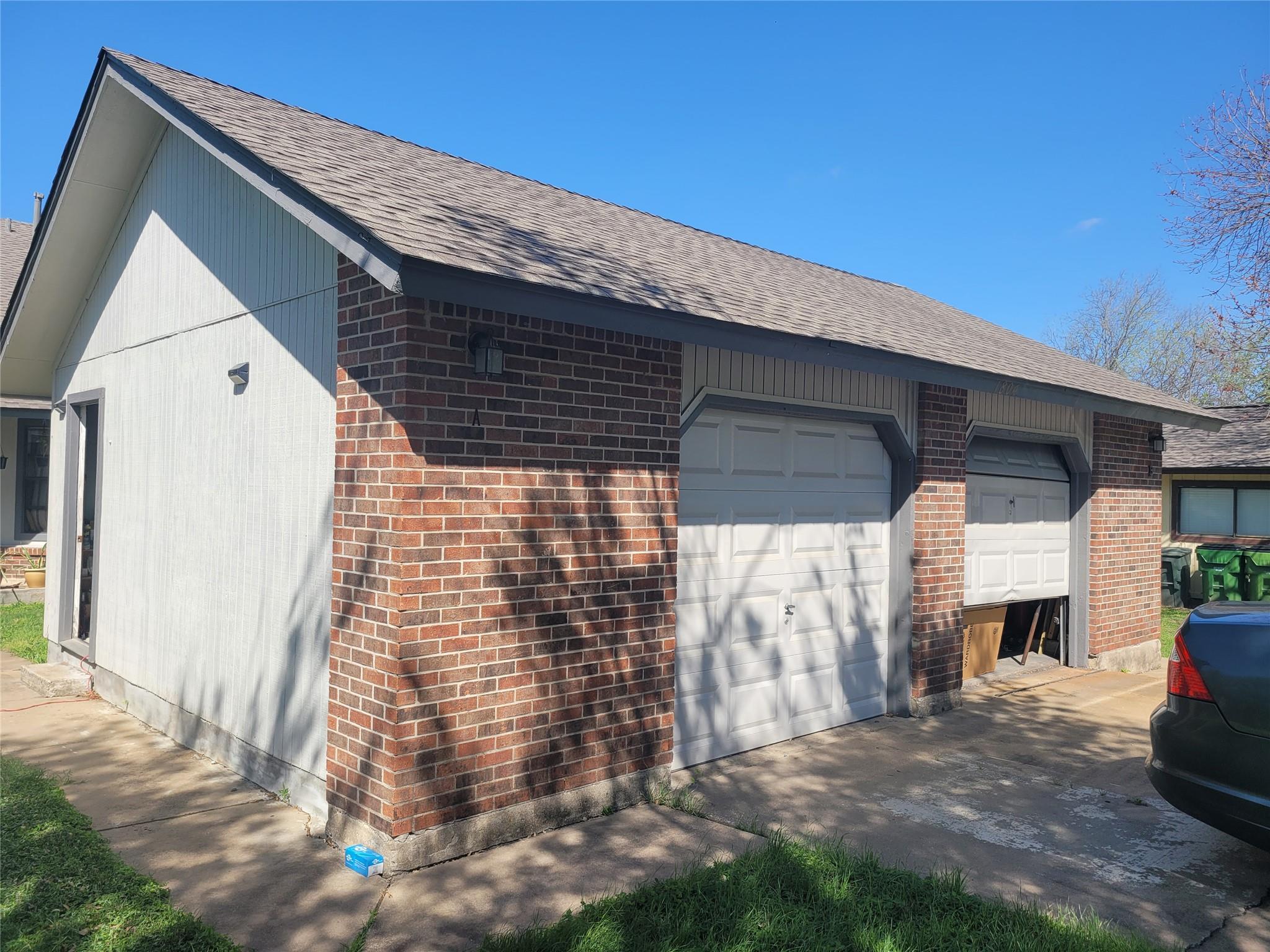 1804 Rawhide Dr, Round Rock, TX 78681