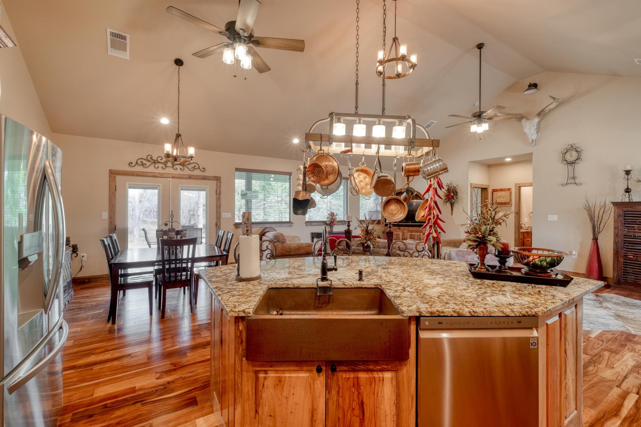 7152 Taylorsville Rd, Dale, TX 78616