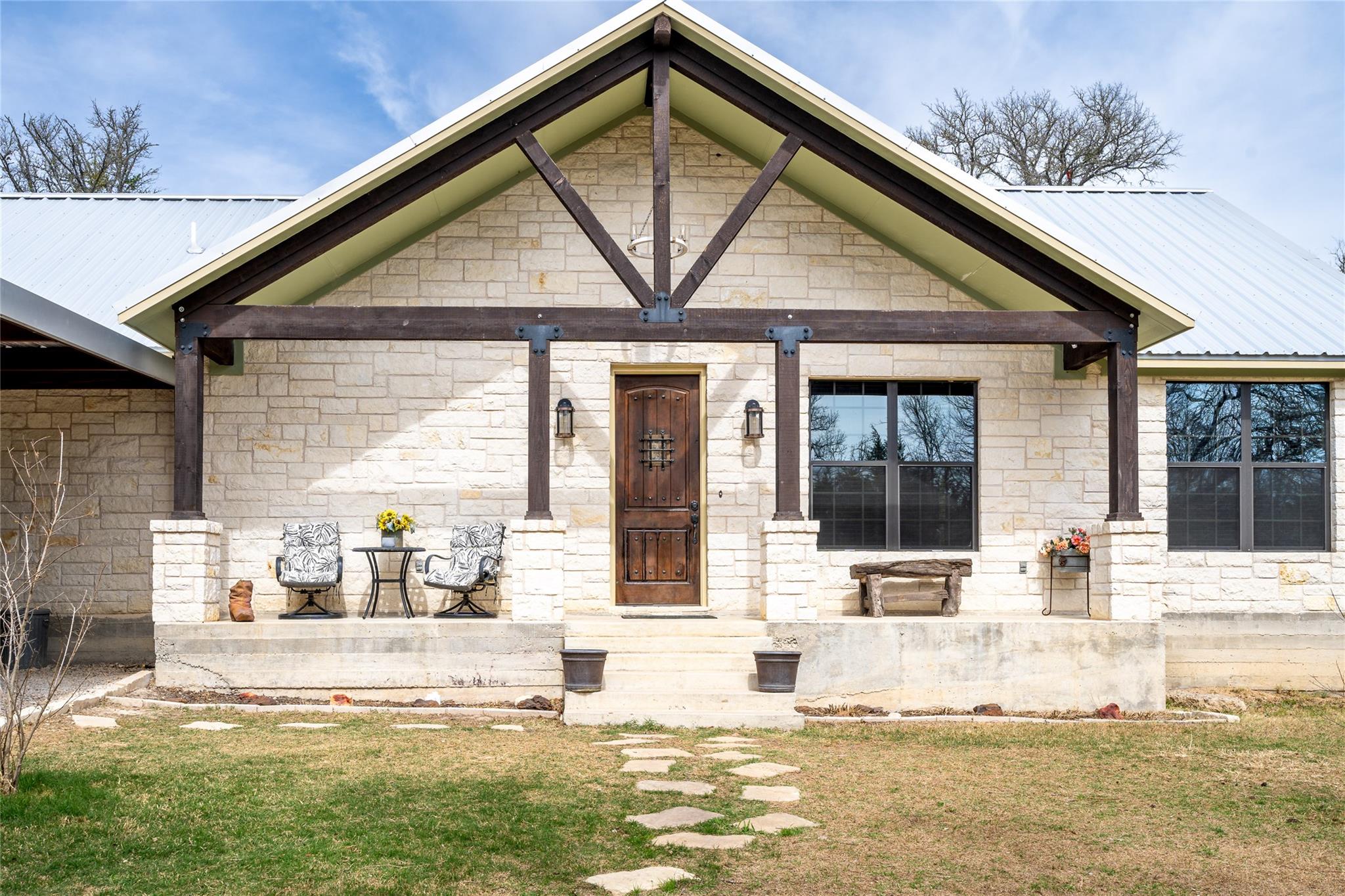 7152 Taylorsville Rd, Dale, TX 78616