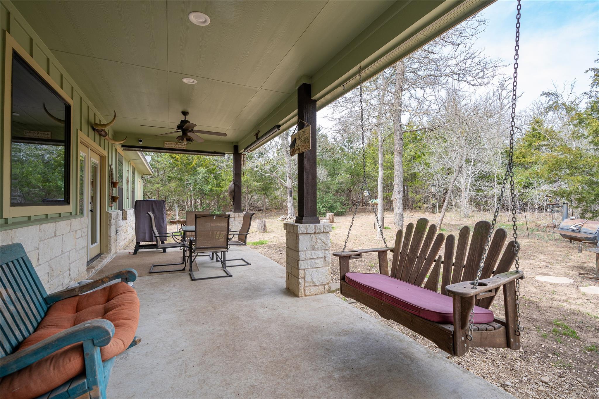 7152 Taylorsville Rd, Dale, TX 78616