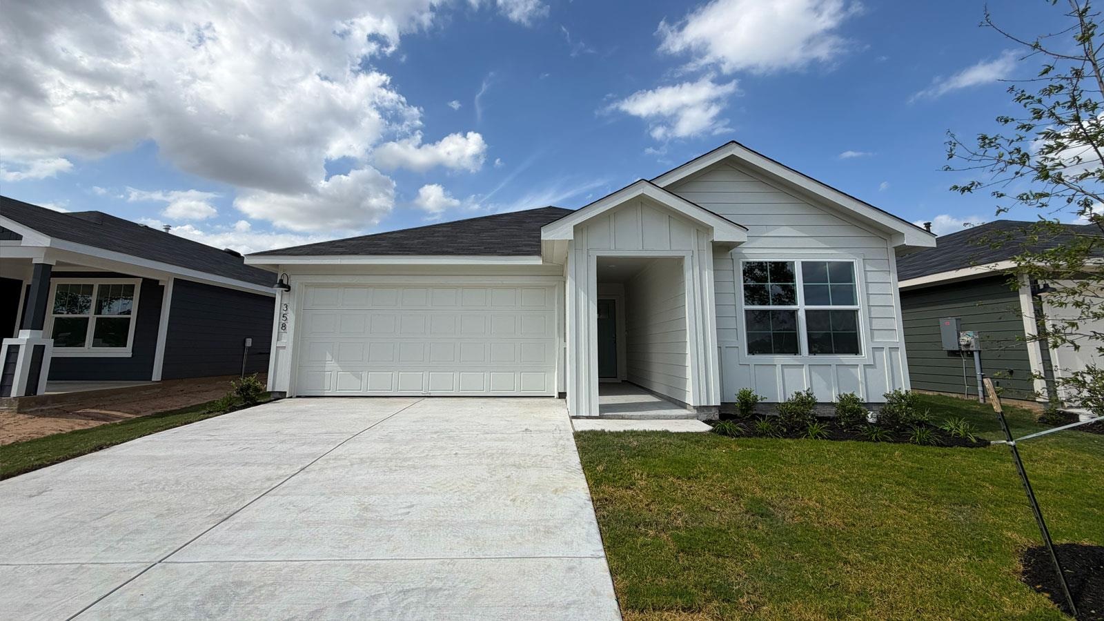 358 San Juan Trl, Bastrop, TX 78602