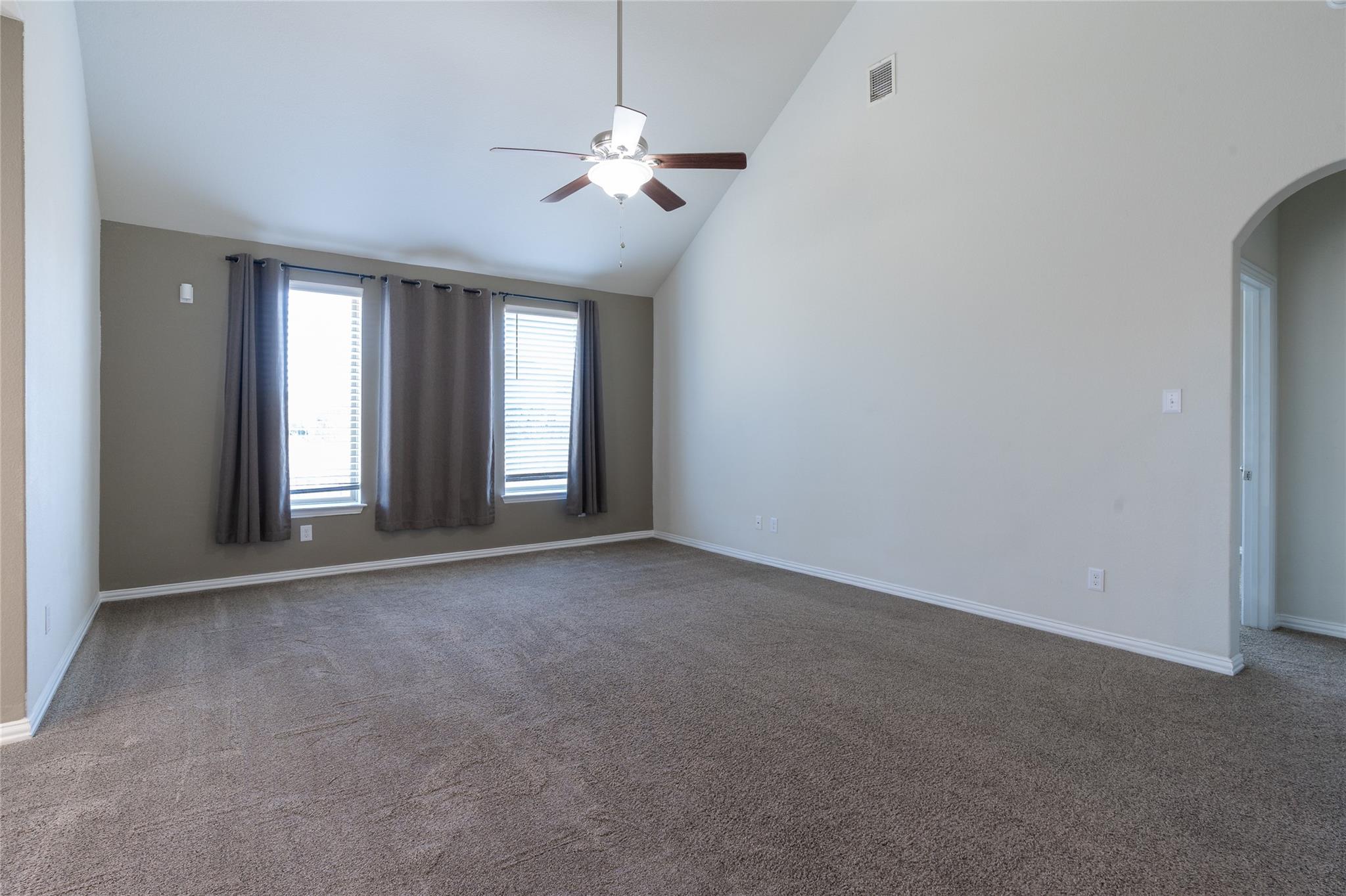 634 Blossom Valley Strm, Buda, TX 78610