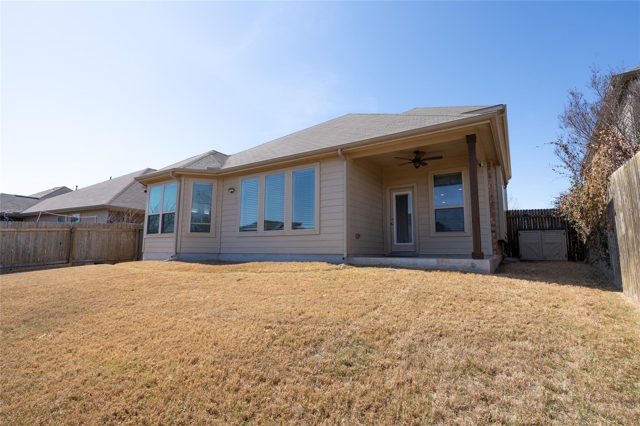 634 Blossom Valley Strm, Buda, TX 78610