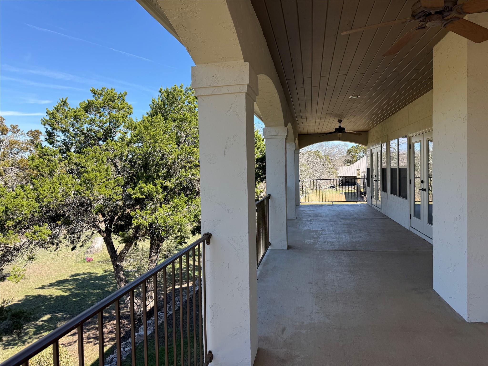 831 Southriver Rd, Wimberley, TX 78676