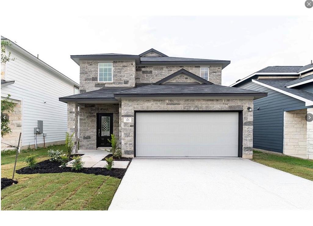 201 Lt Rusty Dr, Jarrell, TX 76537