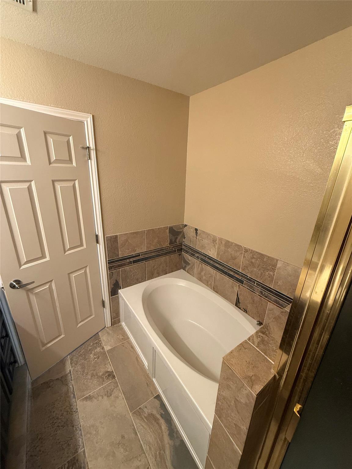 2632 Century Park Blvd # 46, Austin, TX 78727