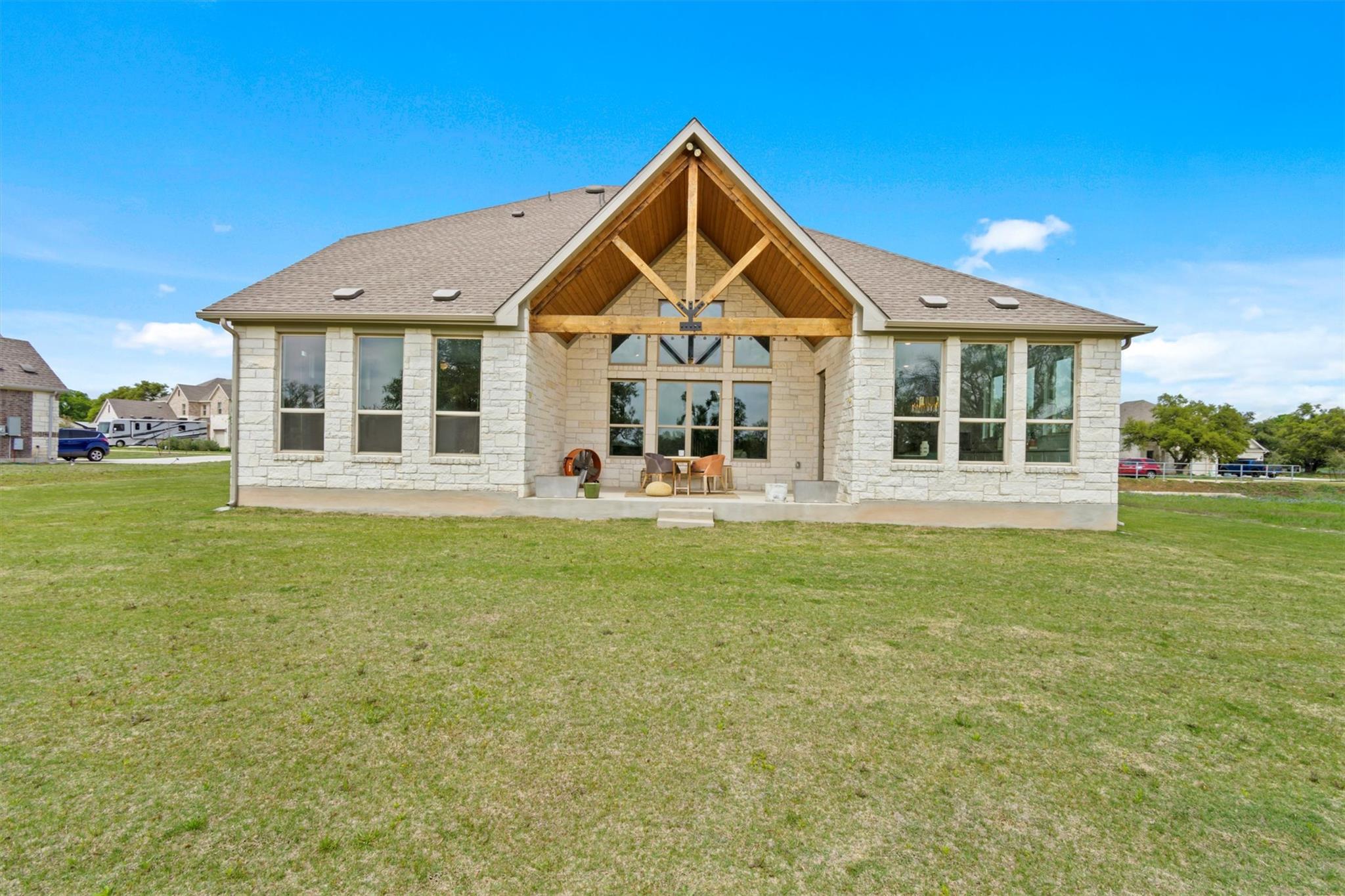 1412 Scenic Oaks Dr, Georgetown, TX 78628