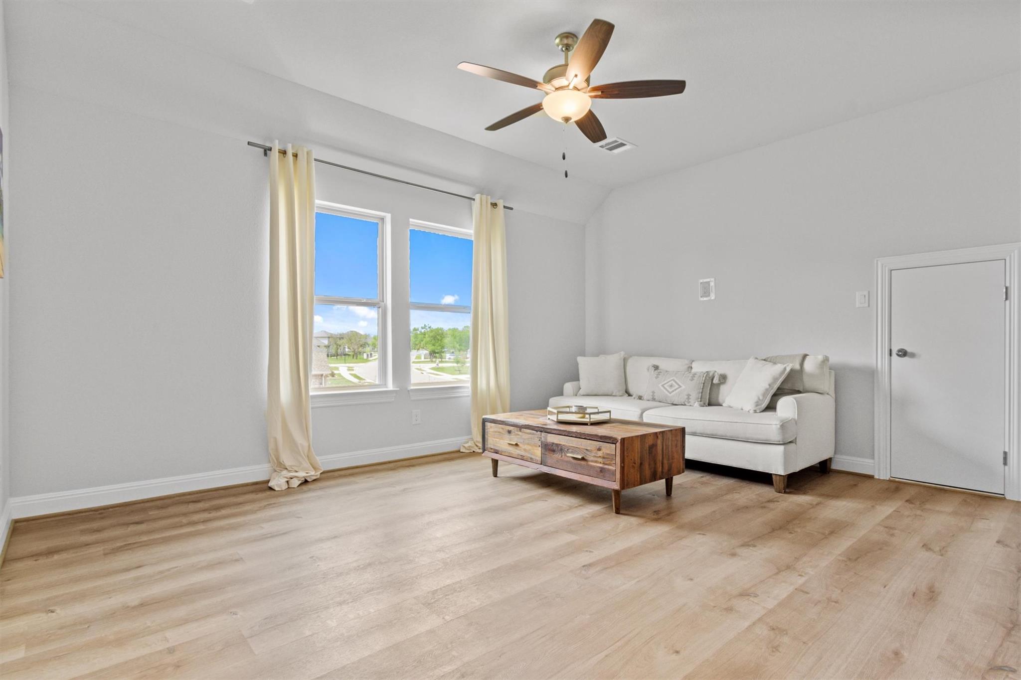 1412 Scenic Oaks Dr, Georgetown, TX 78628