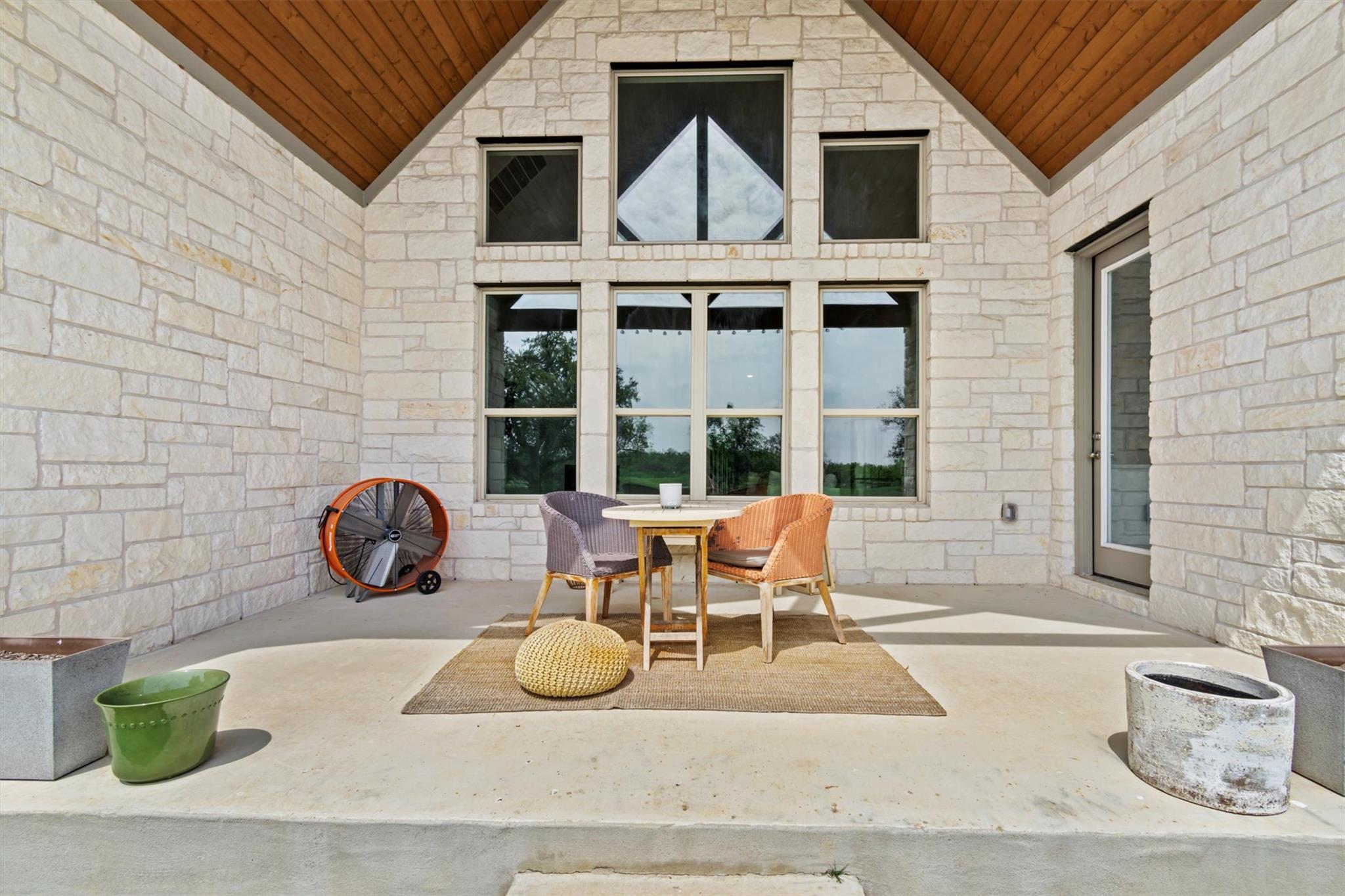 1412 Scenic Oaks Dr, Georgetown, TX 78628