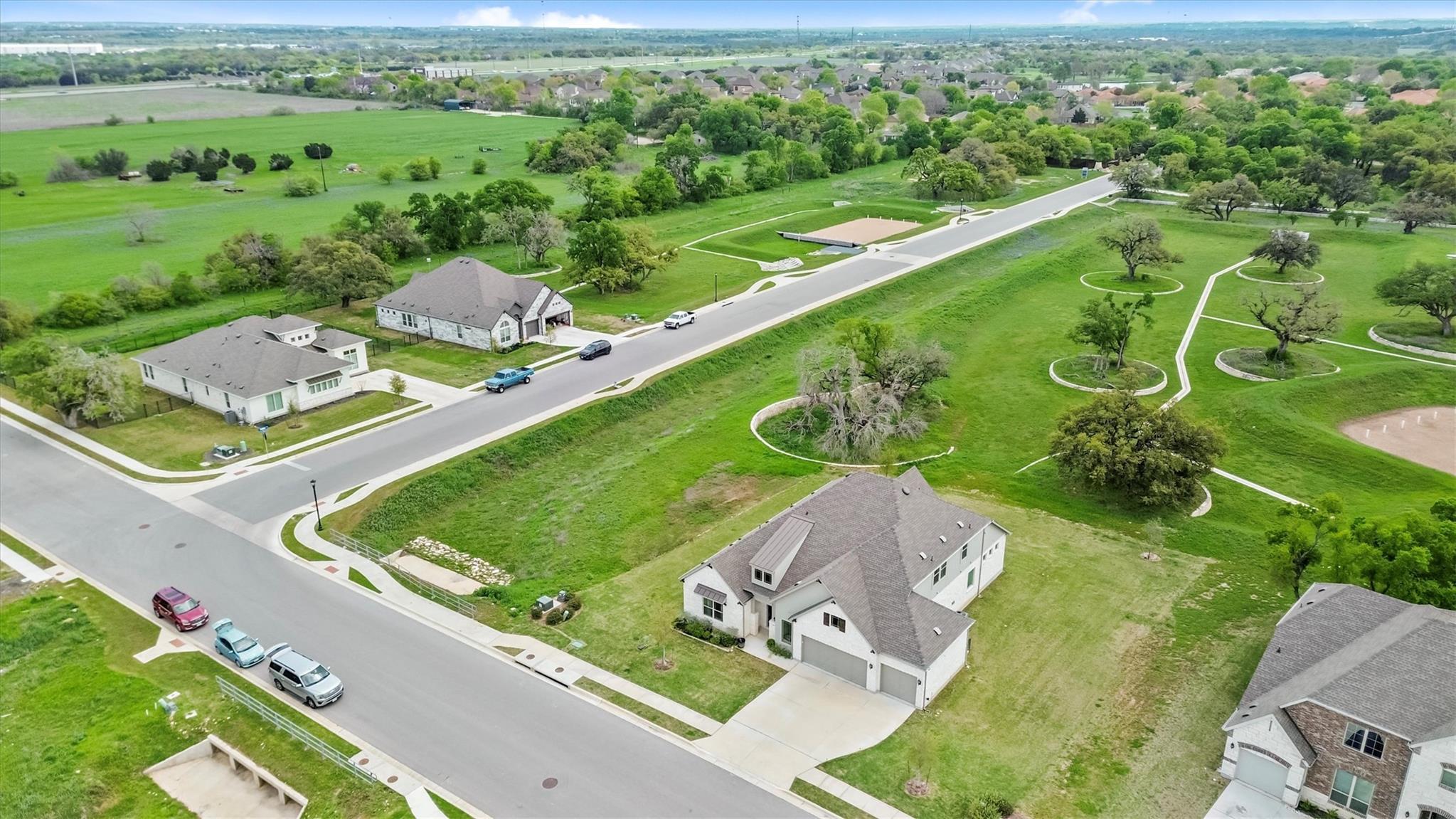 1412 Scenic Oaks Dr, Georgetown, TX 78628