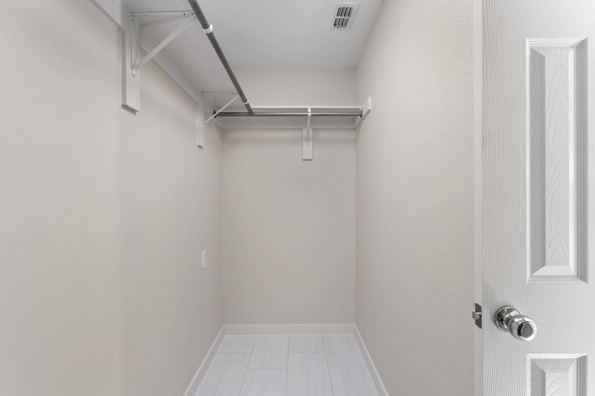 11116 Jim Thorpe Ln, Austin, TX 78748