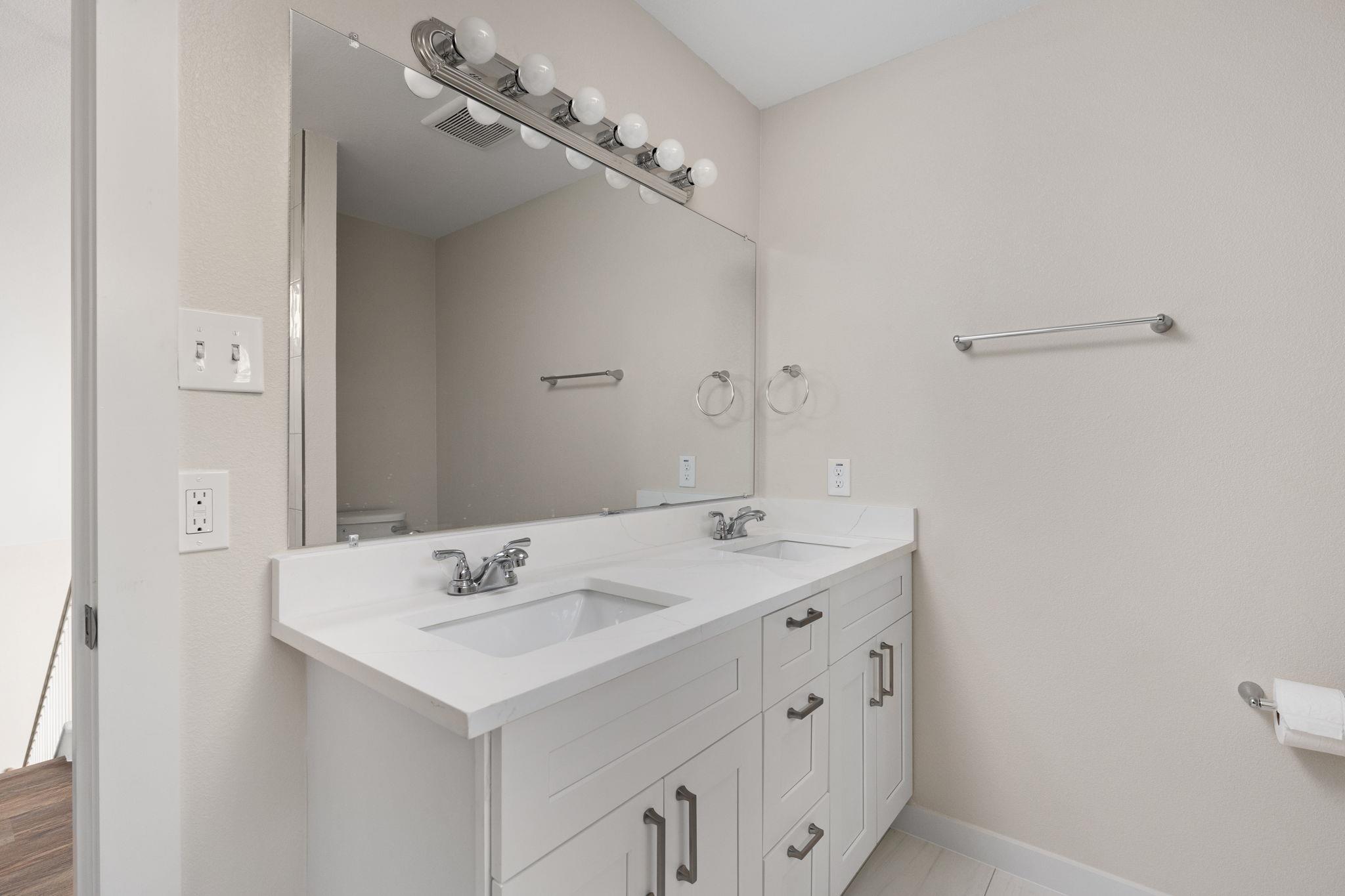 11116 Jim Thorpe Ln, Austin, TX 78748