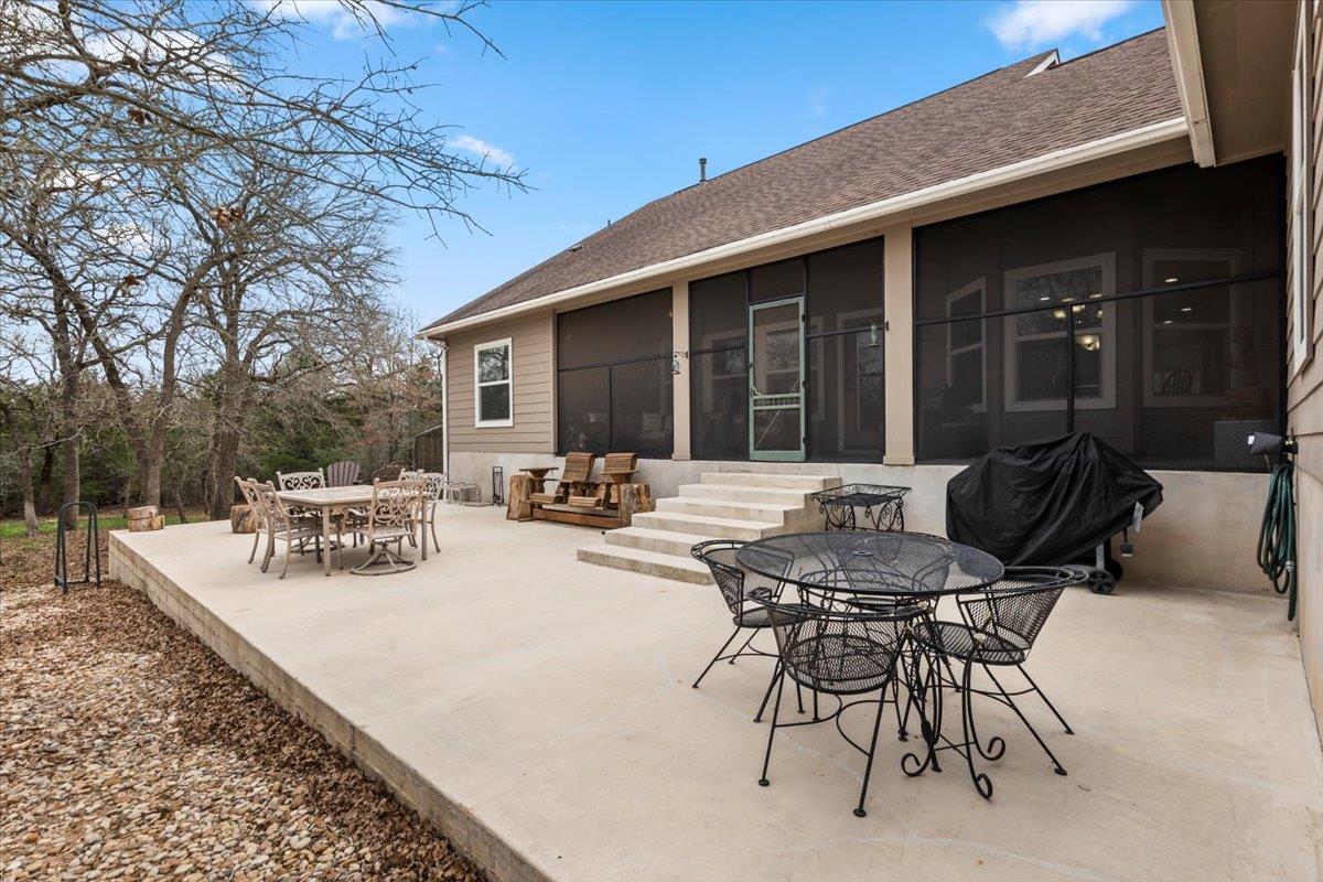 138 Wood Hollow Ct, Bastrop, TX 78602