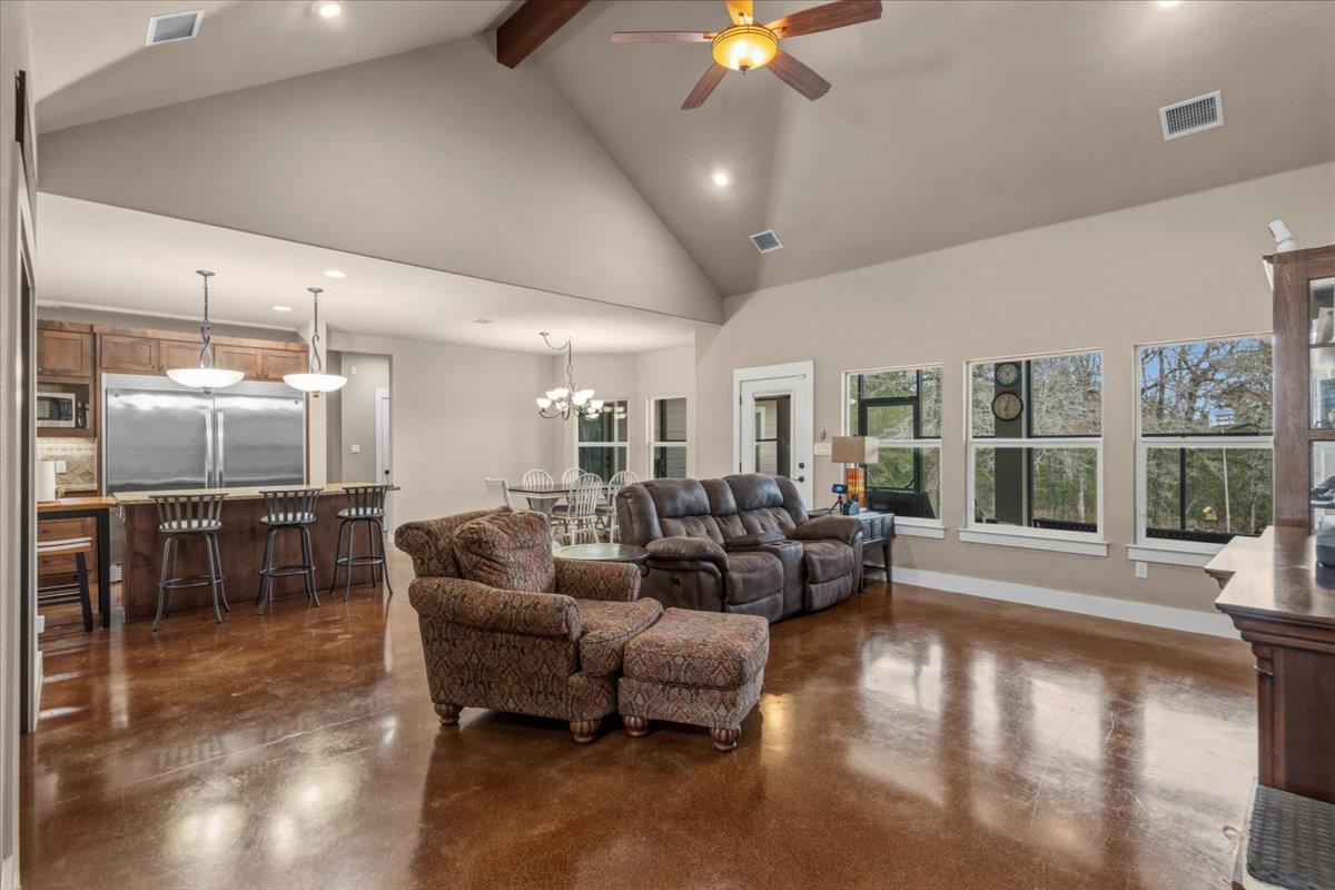 138 Wood Hollow Ct, Bastrop, TX 78602