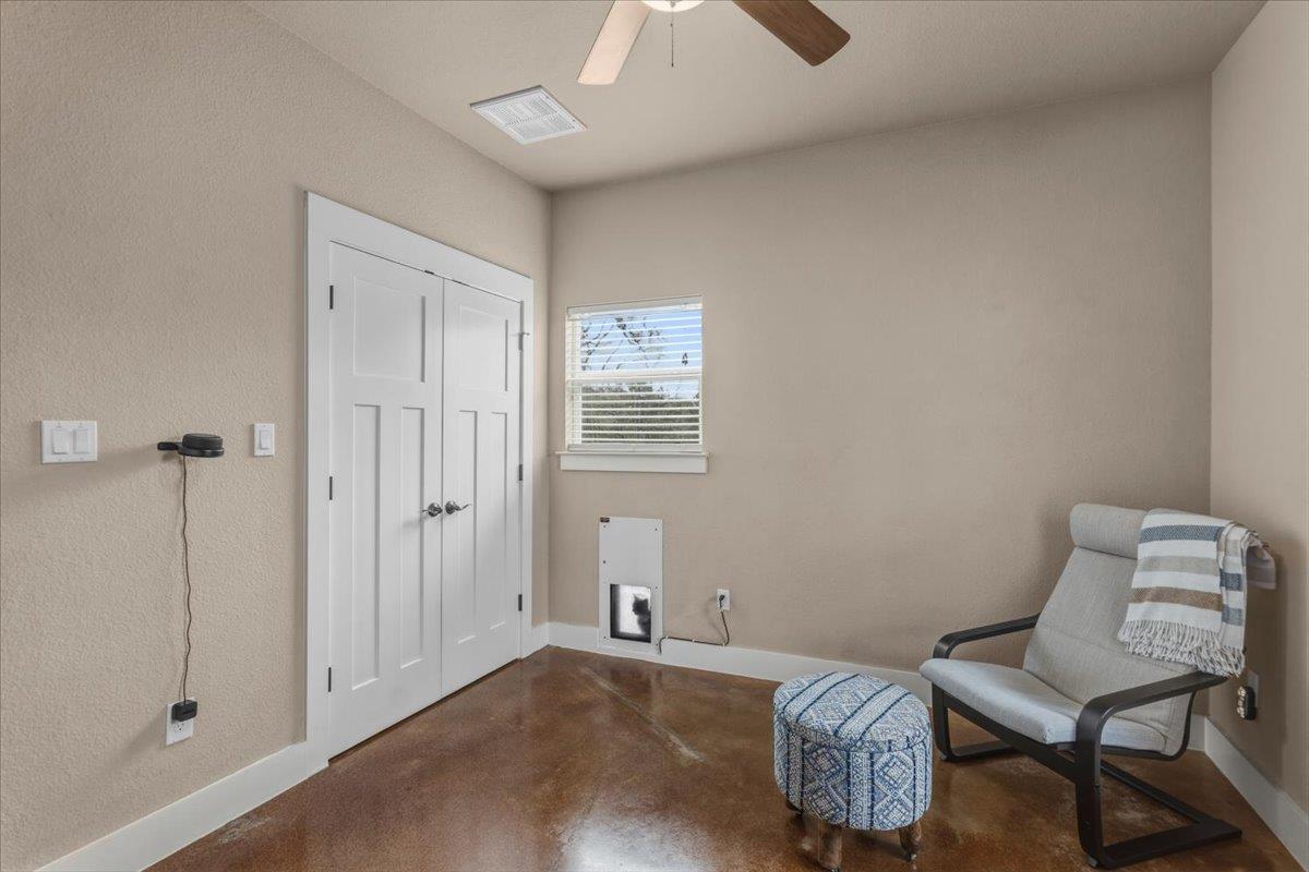 138 Wood Hollow Ct, Bastrop, TX 78602