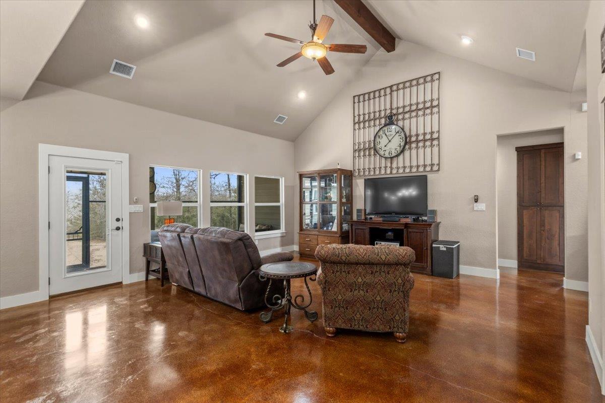 138 Wood Hollow Ct, Bastrop, TX 78602