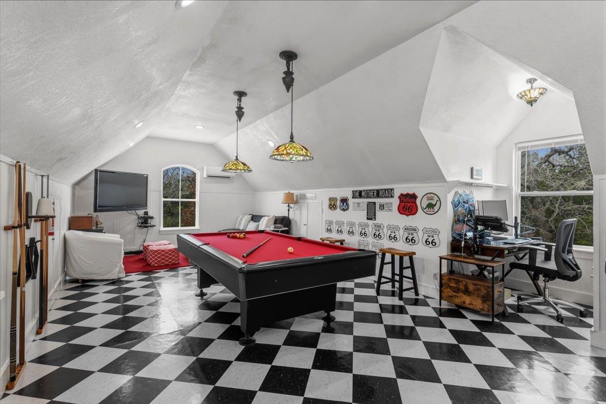 138 Wood Hollow Ct, Bastrop, TX 78602