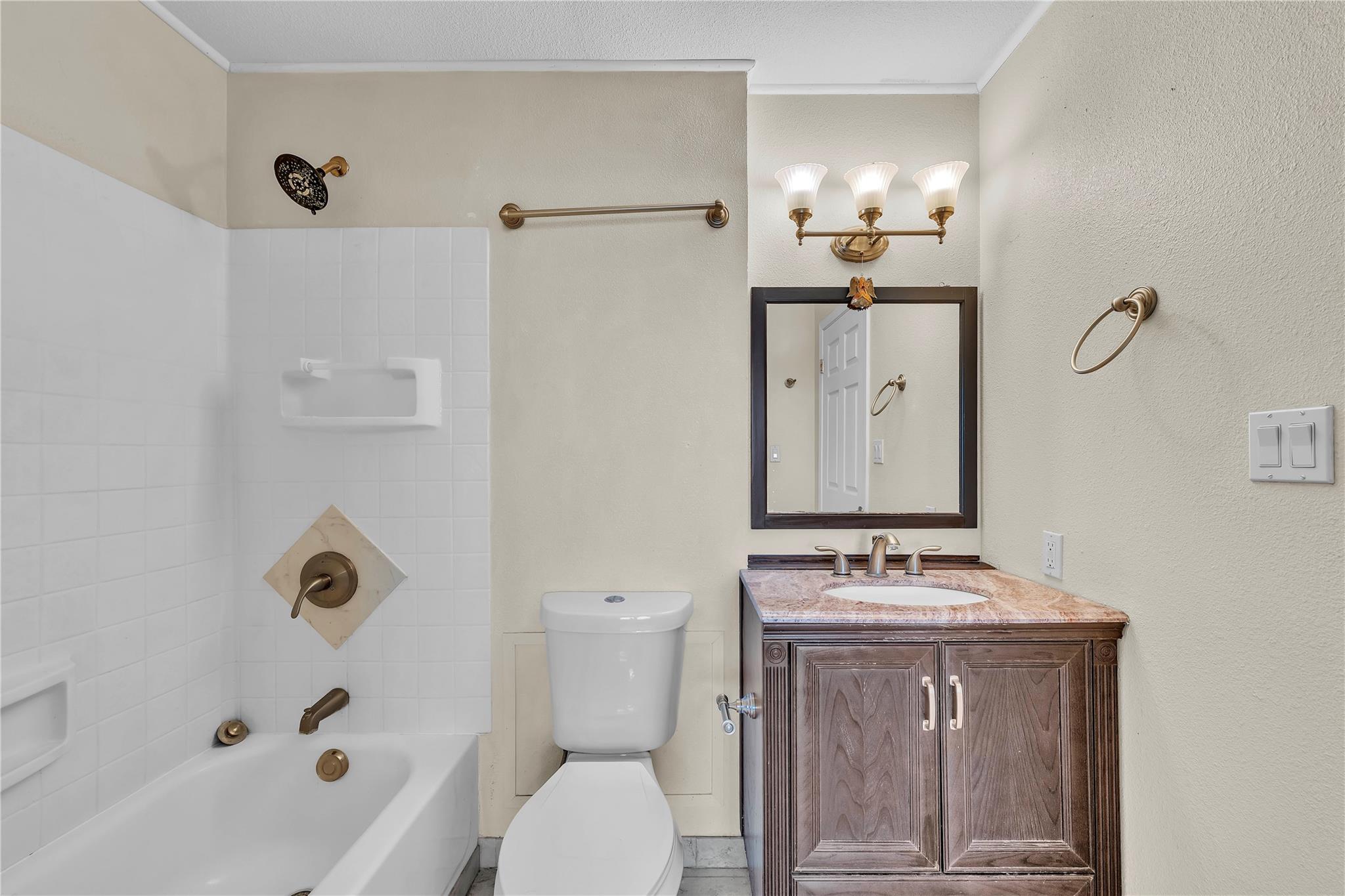 170 Interstate Dr # A, Buda, TX 78610