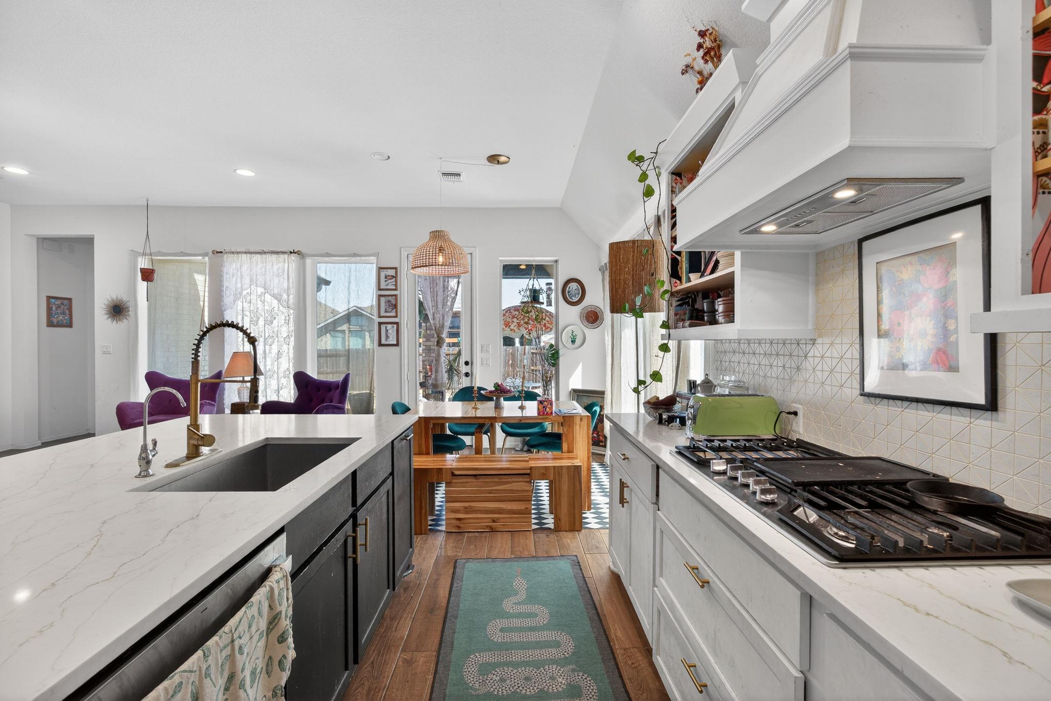 312 Jefferson Dr, Kyle, TX 78640