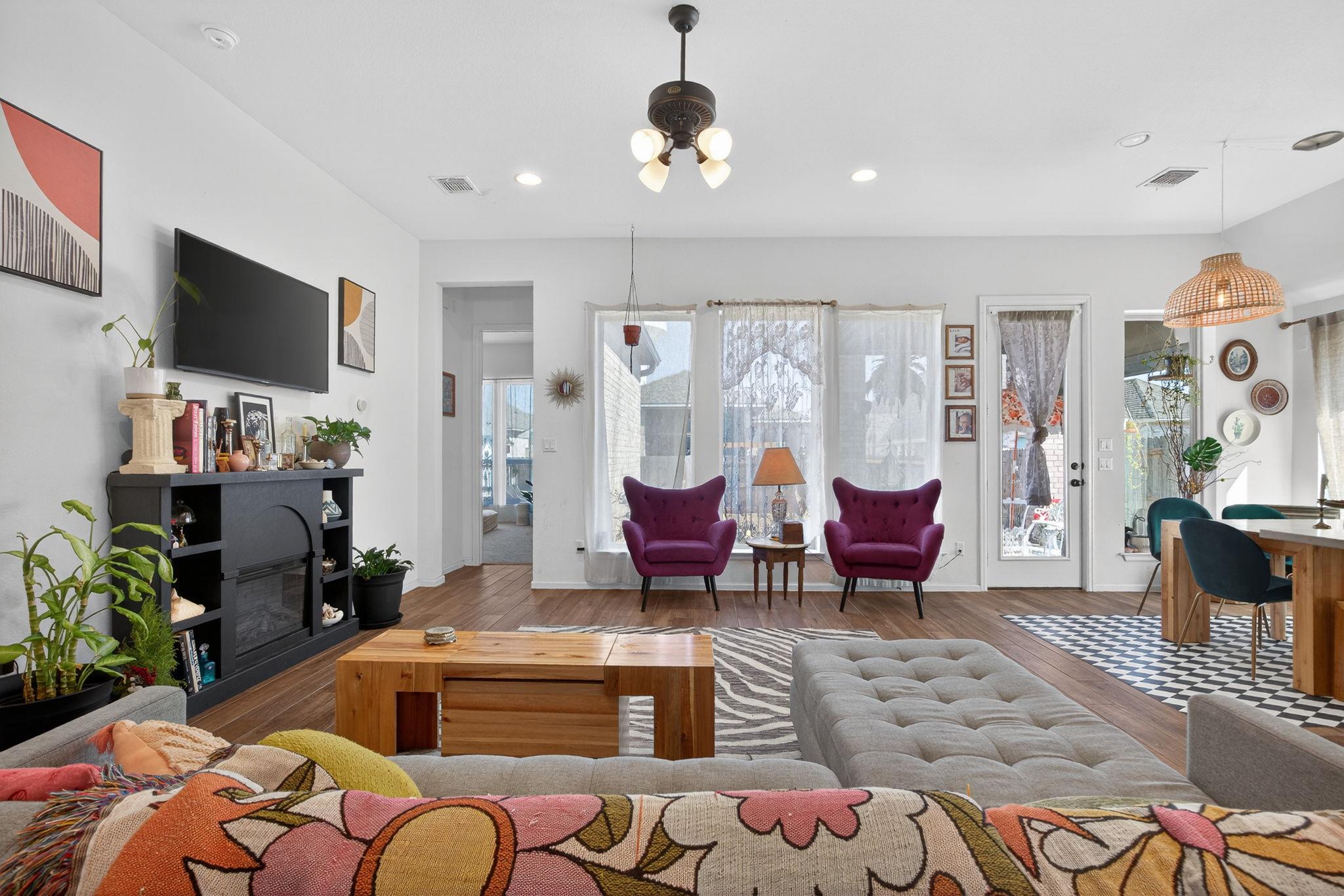 312 Jefferson Dr, Kyle, TX 78640