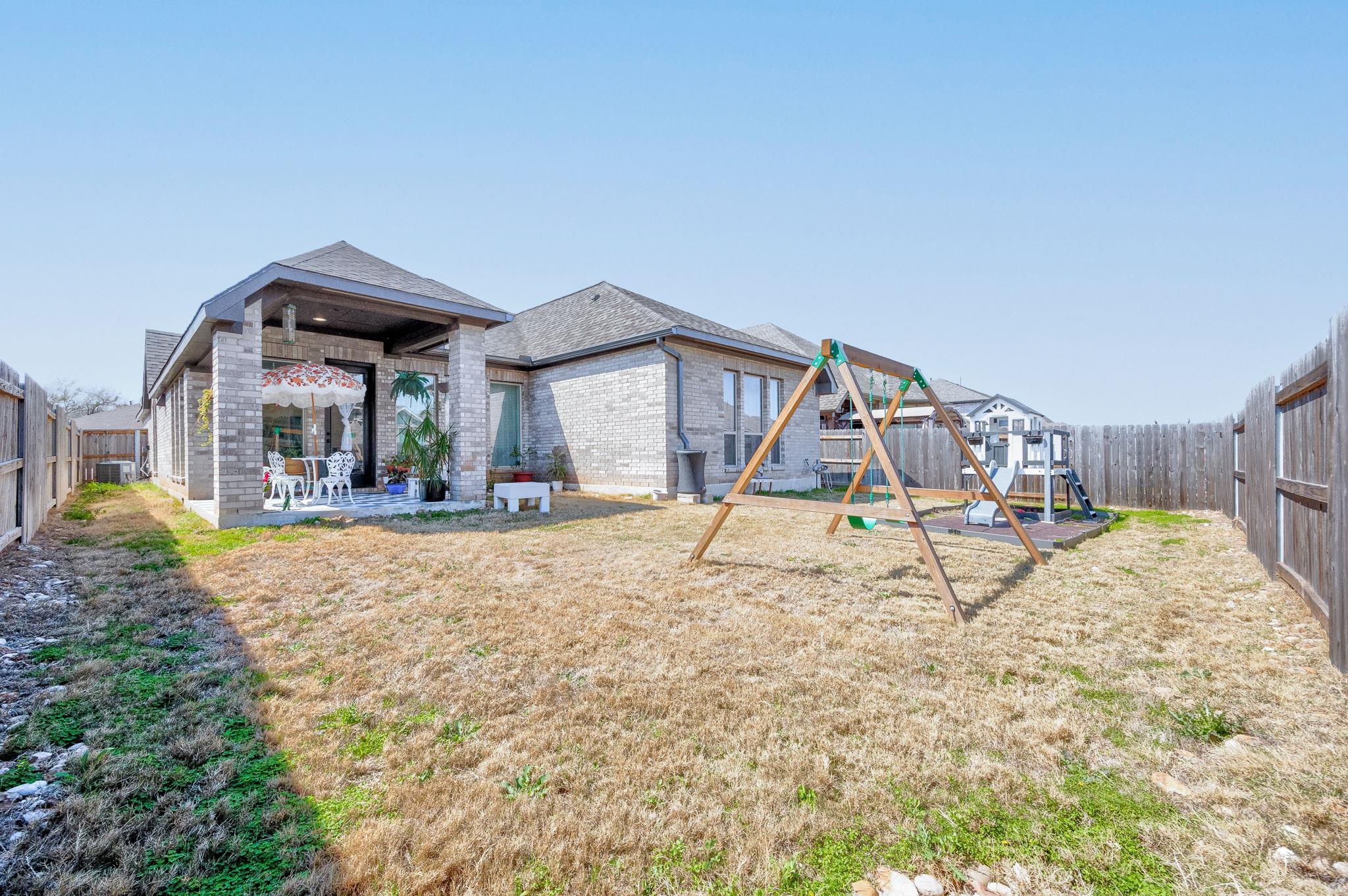 312 Jefferson Dr, Kyle, TX 78640