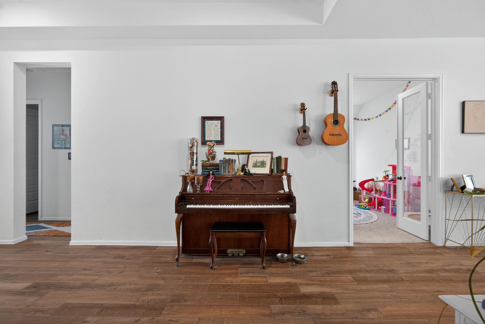 312 Jefferson Dr, Kyle, TX 78640