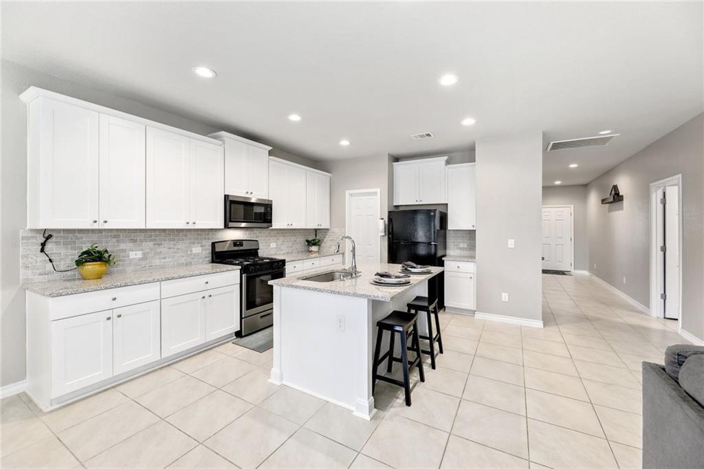 204 Tulum Ter, Leander, TX 78641