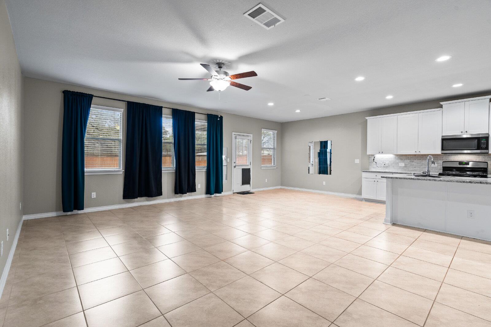 204 Tulum Ter, Leander, TX 78641