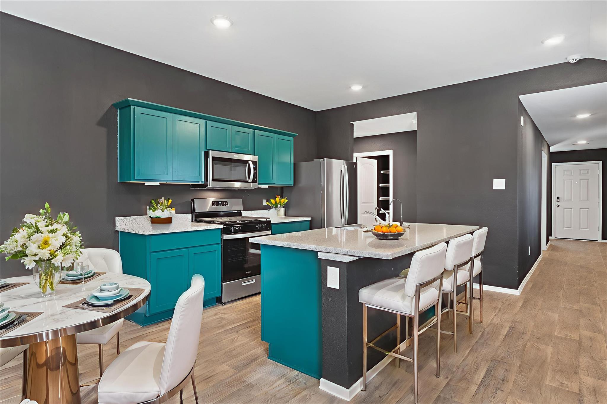 352 Sickle Loop, Uhland, TX 78640