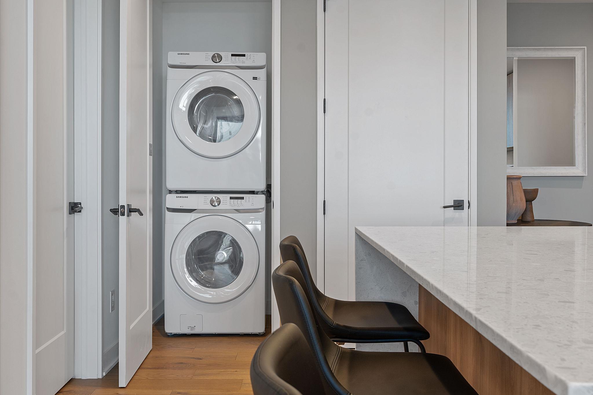 84 East Ave # 1610, Austin, TX 78701