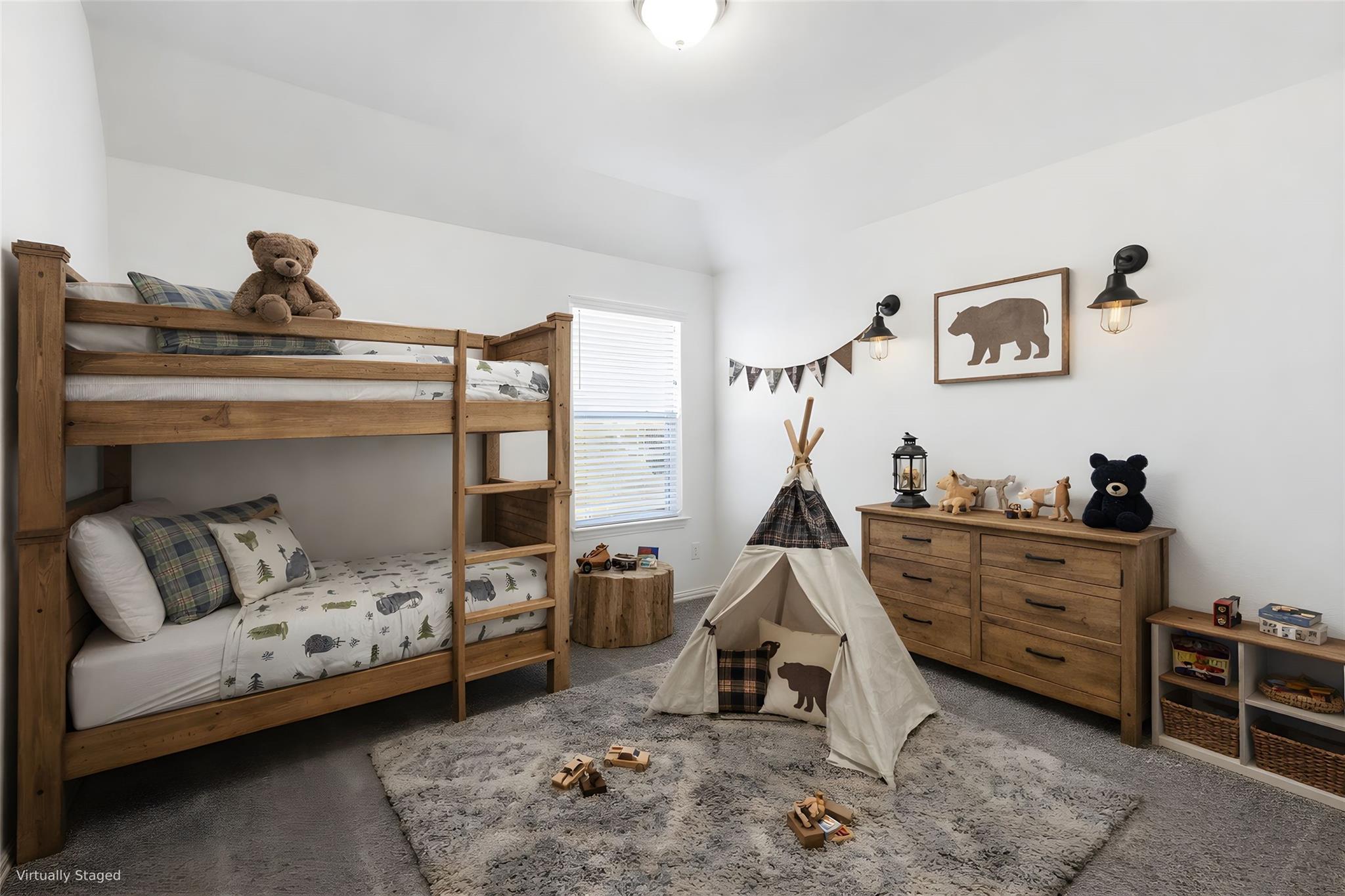 316 Clearlake Dr, Hutto, TX 78634