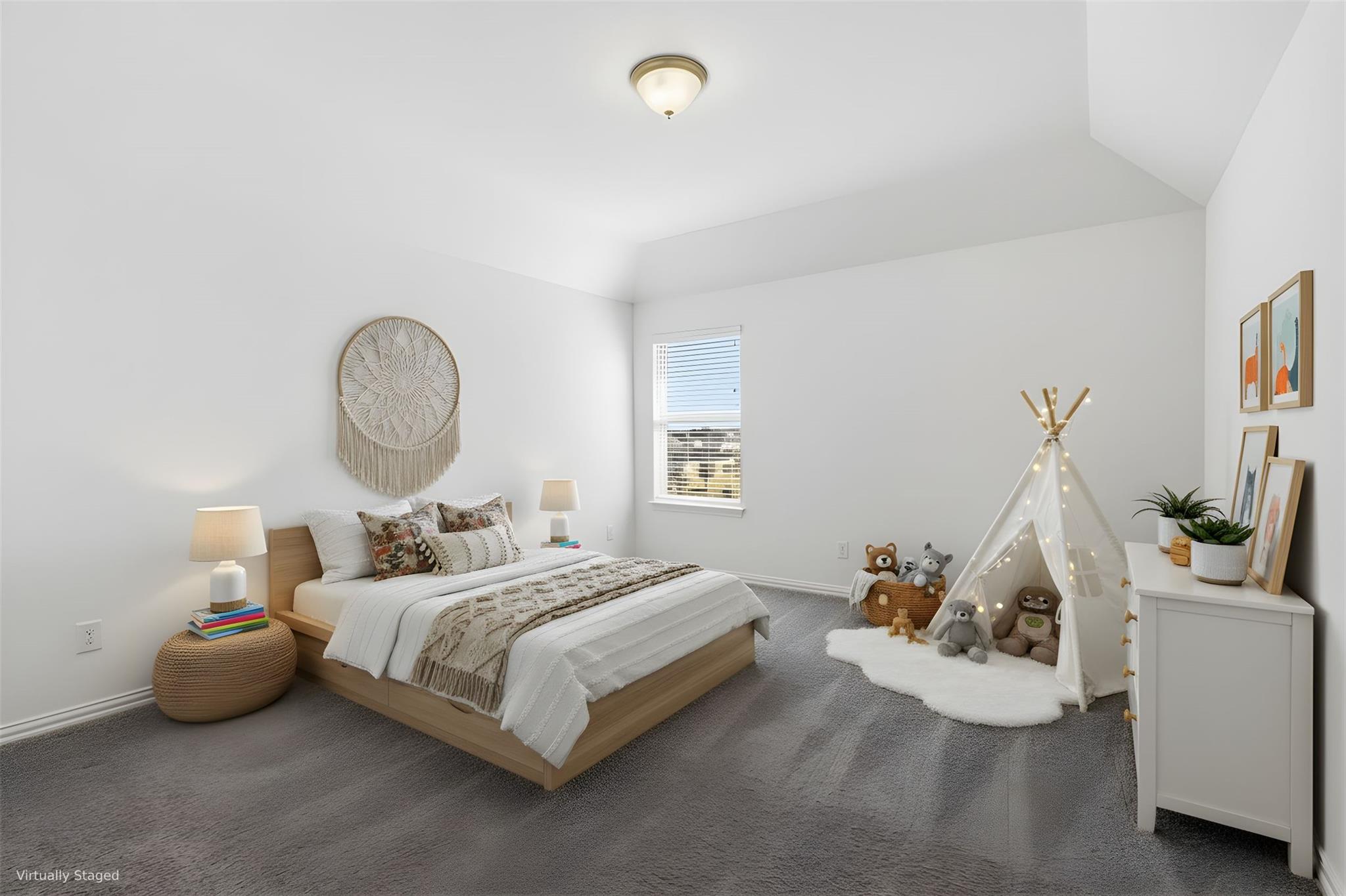 316 Clearlake Dr, Hutto, TX 78634