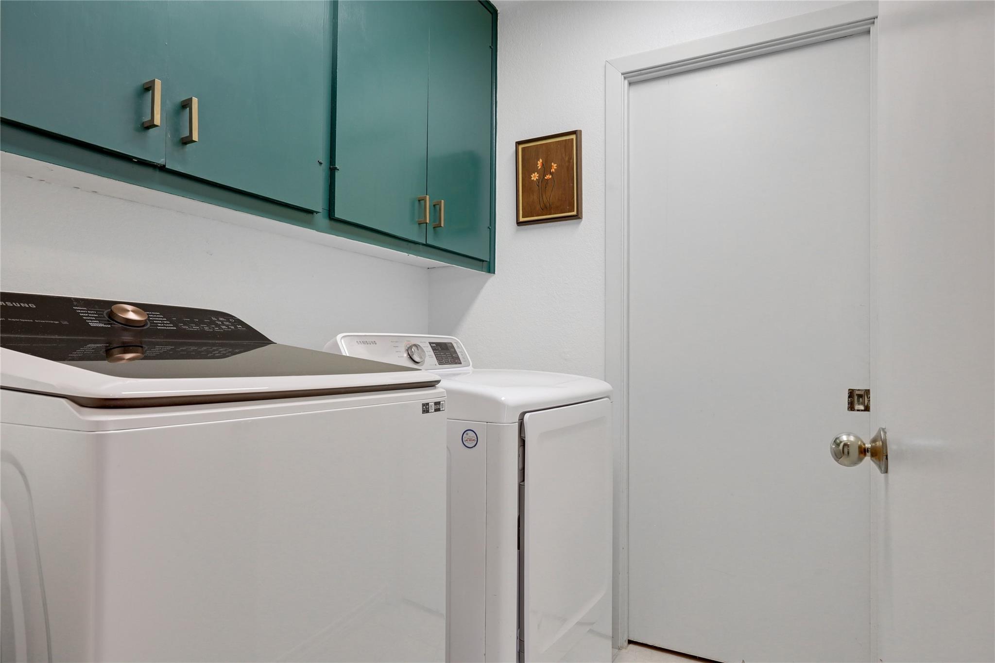 18205 Ridge Rd, Lago Vista, TX 78645