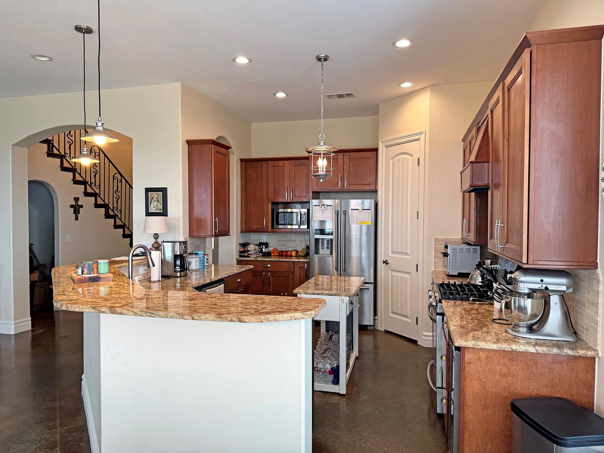 591 E Burgundy St, Port O'Connor, TX 77982