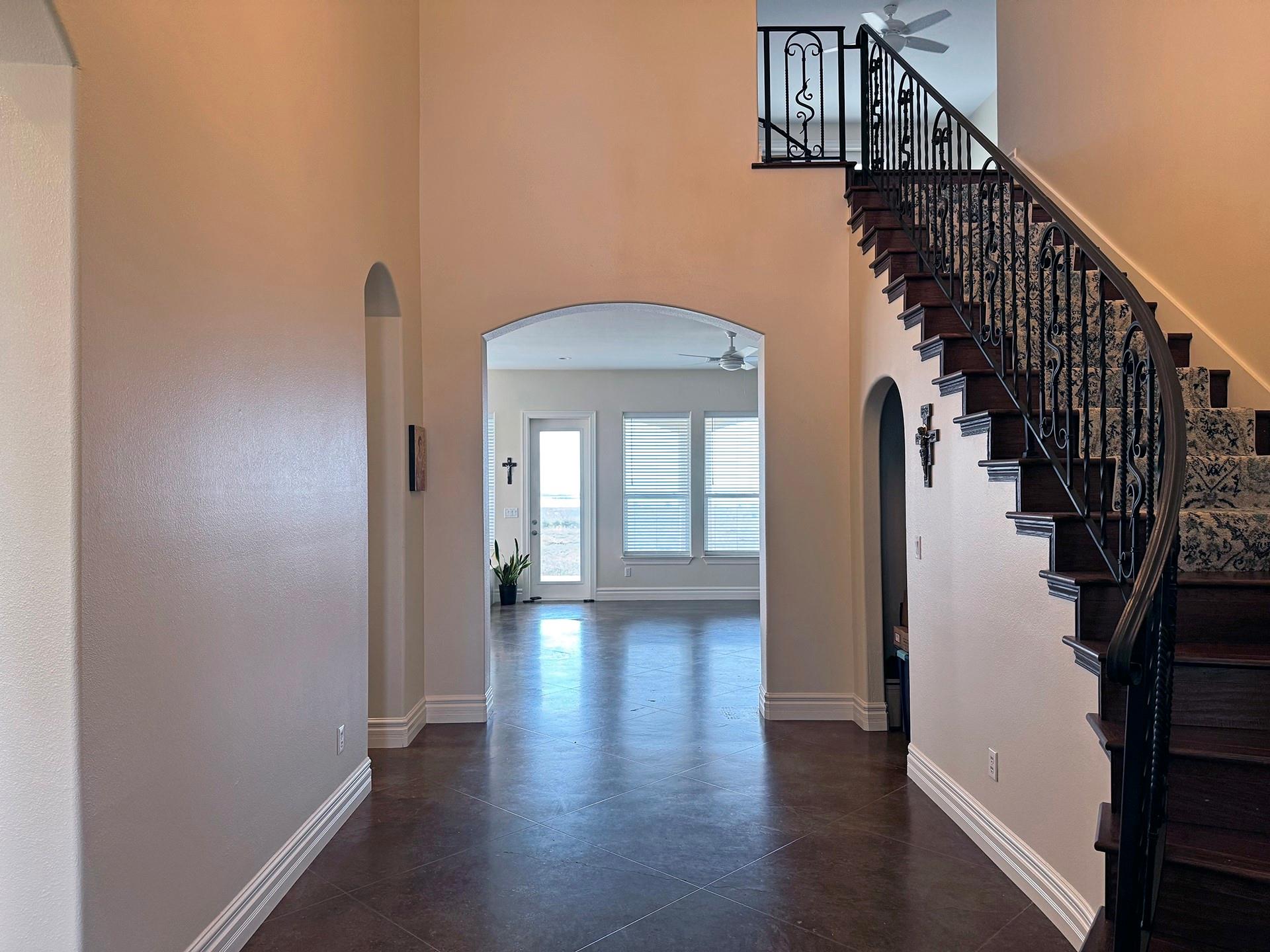 591 E Burgundy St, Port O'Connor, TX 77982