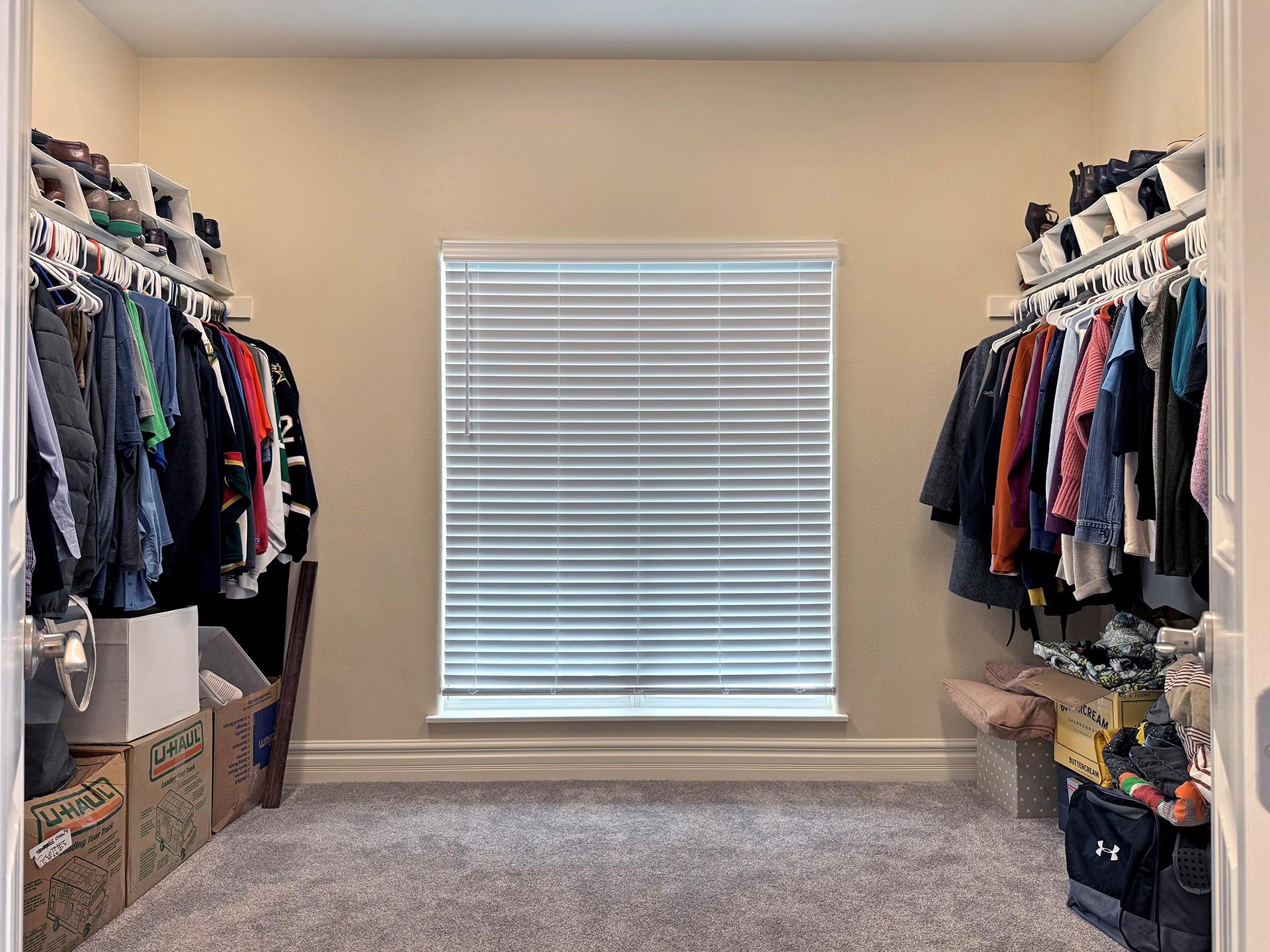 591 E Burgundy St, Port O'Connor, TX 77982