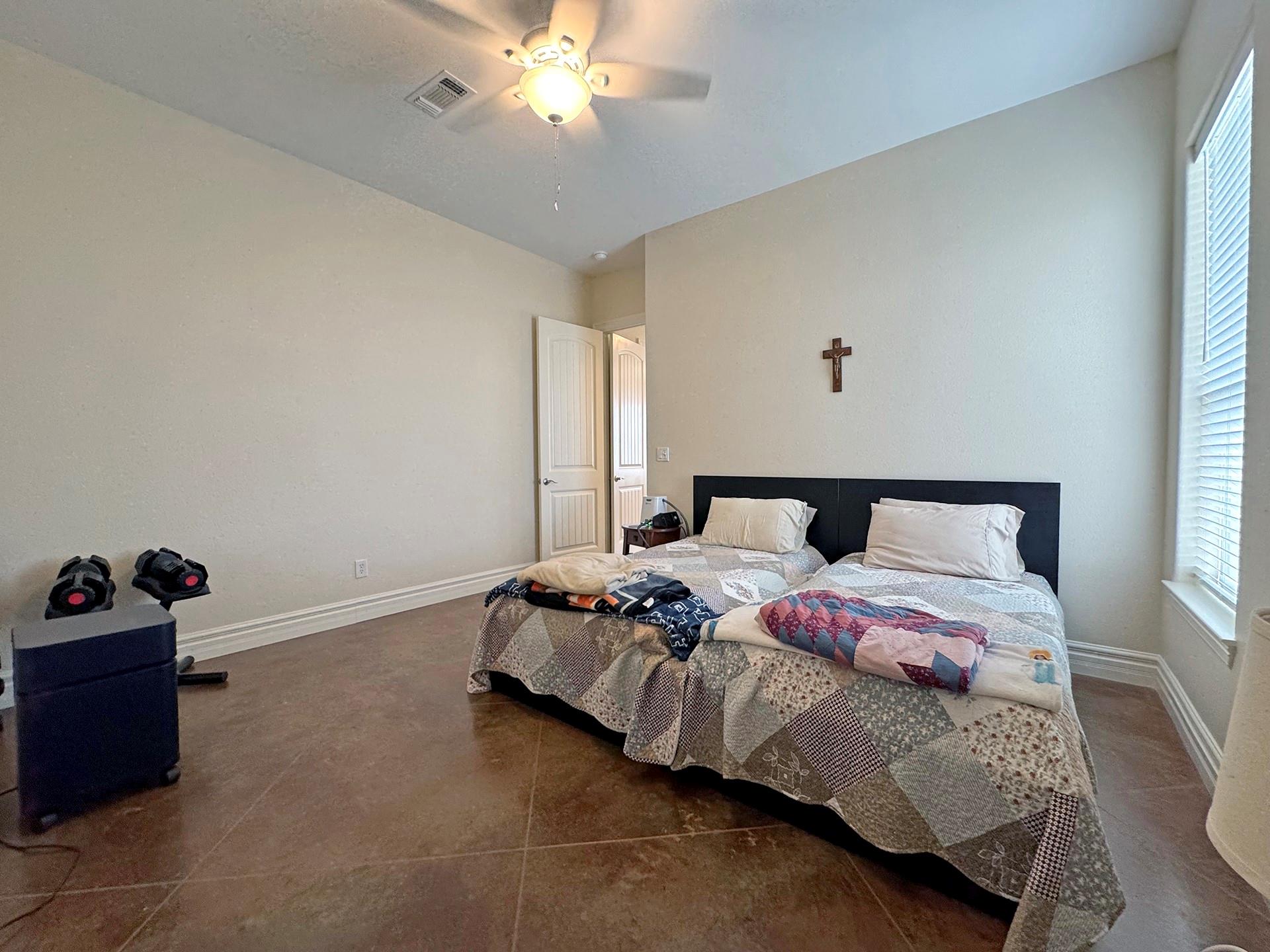 591 E Burgundy St, Port O'Connor, TX 77982