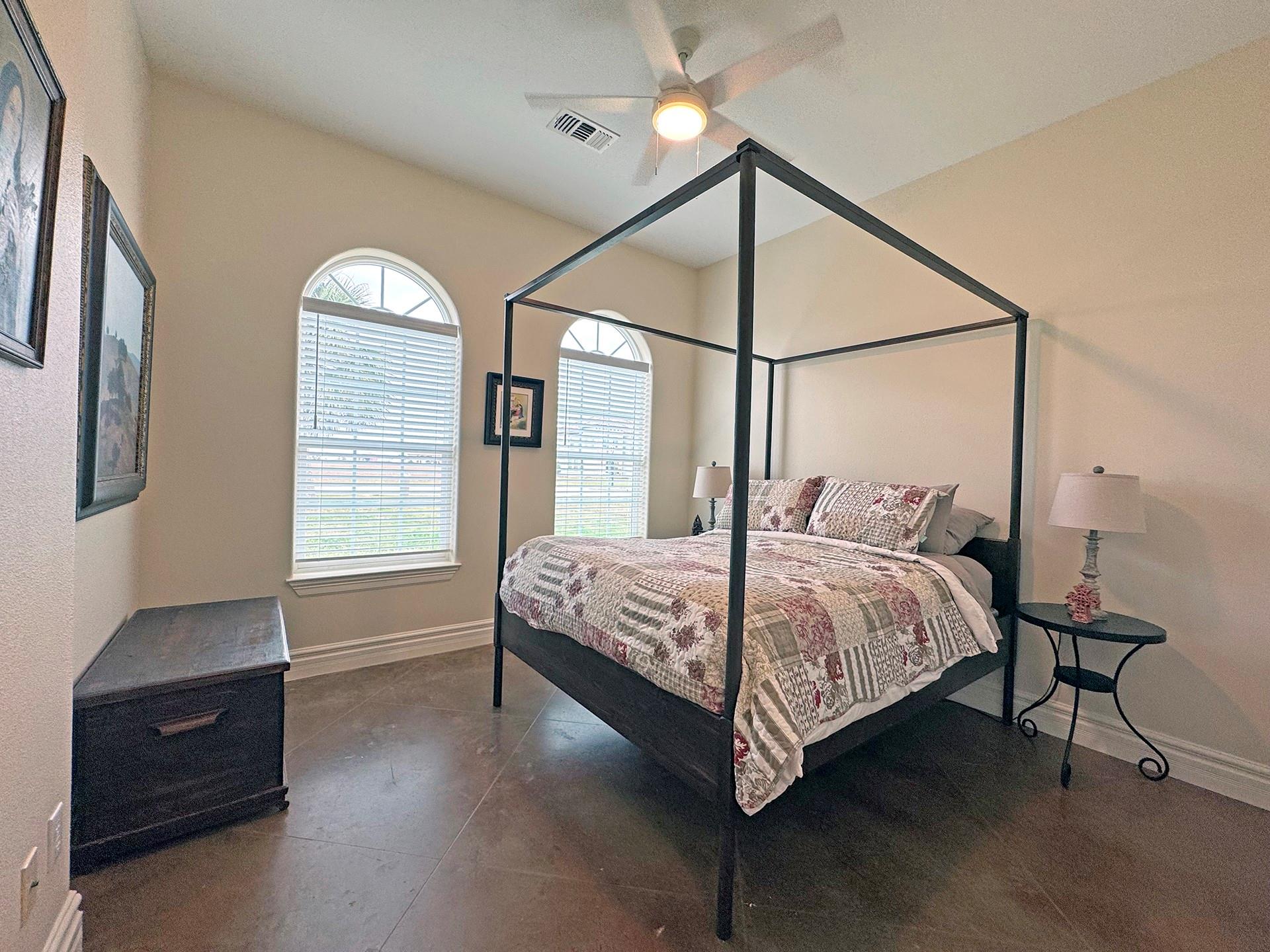 591 E Burgundy St, Port O'Connor, TX 77982