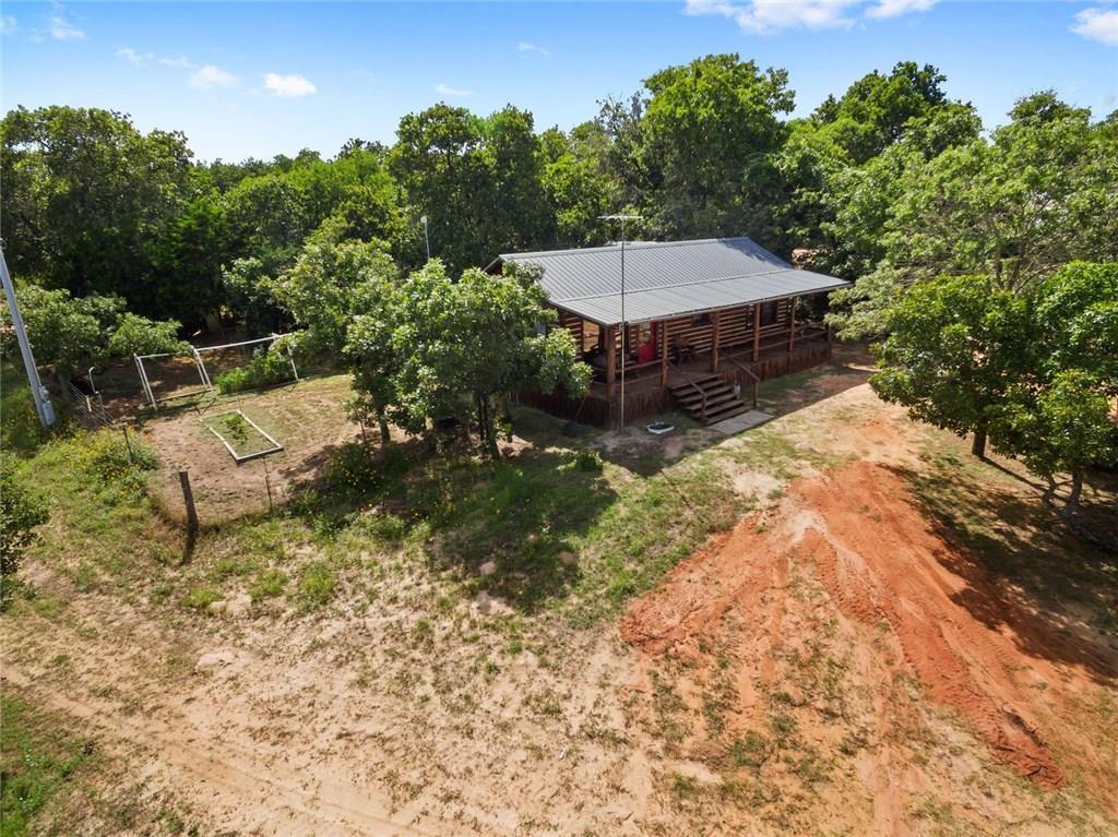 1043 Lewis Ln, Dale, TX 78616