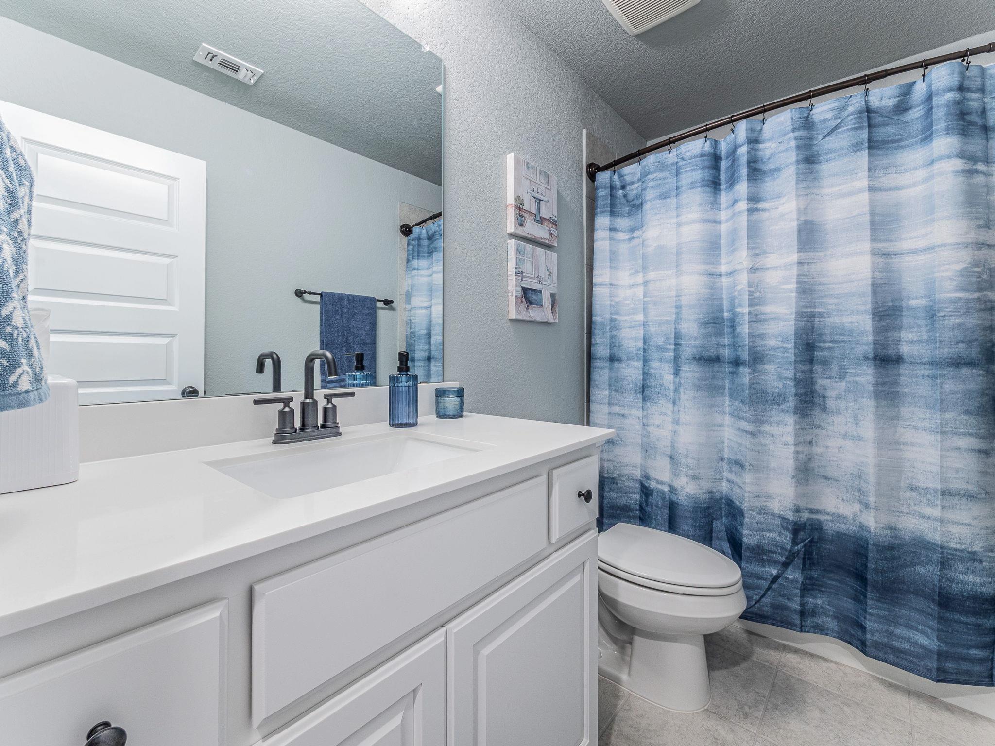 112 HOLLYTREE Ct, Georgetown, TX 78628