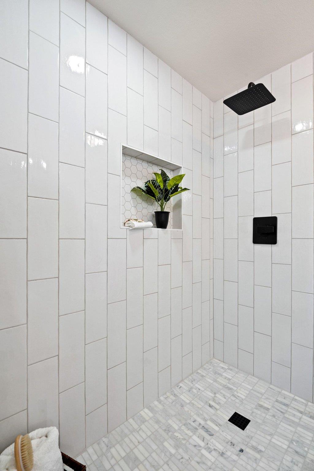 234 Woodcreek Dr, Wimberley, TX 78676