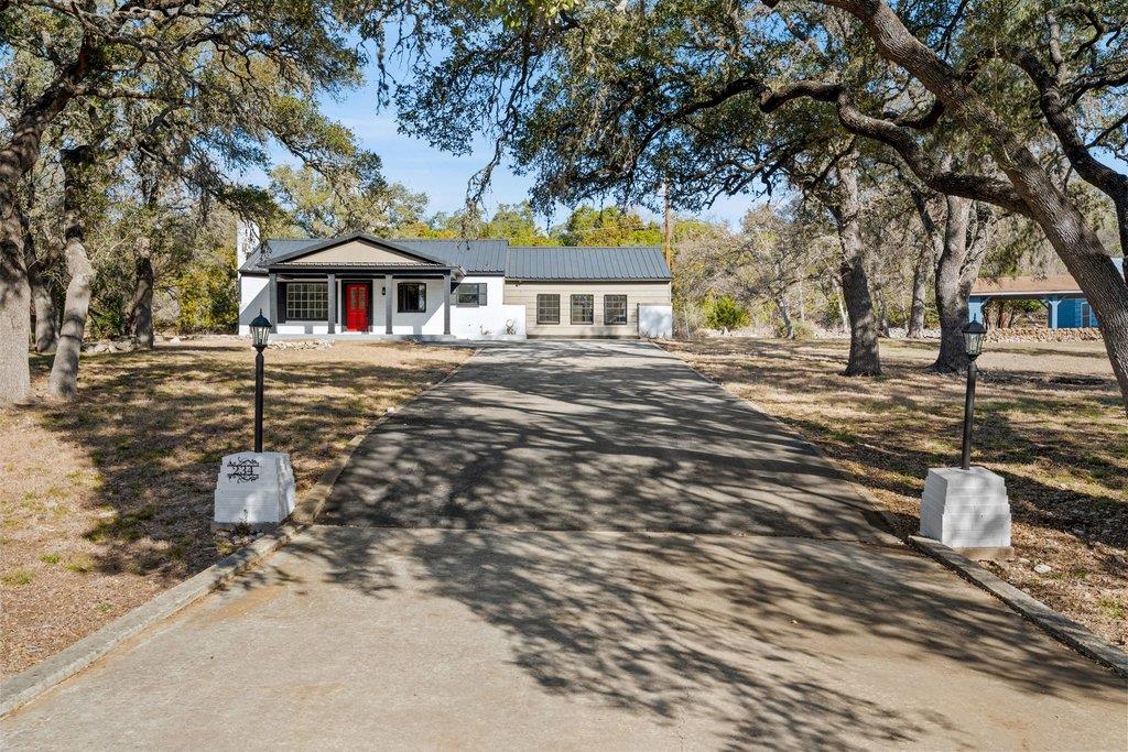 234 Woodcreek Dr, Wimberley, TX 78676
