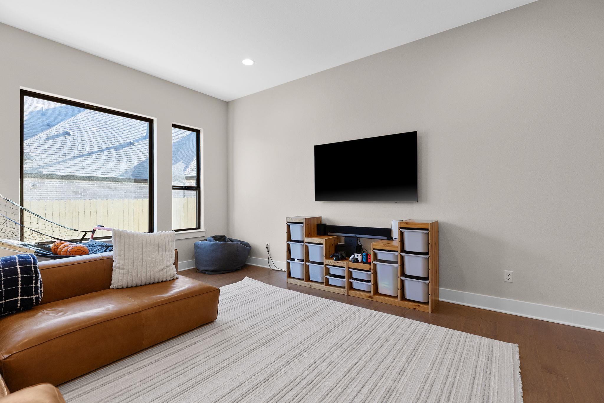 208 Rosetta Loop, Liberty Hill, TX 78642