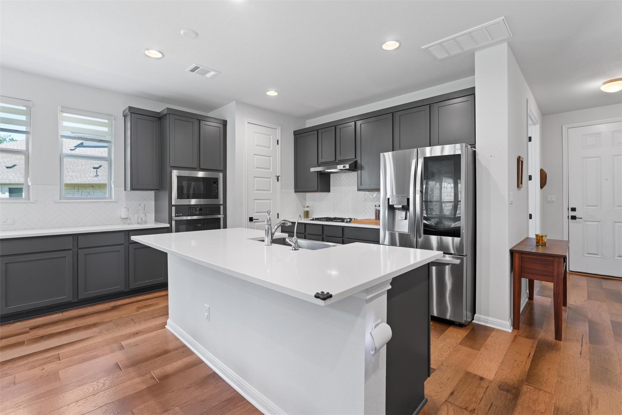 1908 Cabrera Dr, Leander, TX 78641