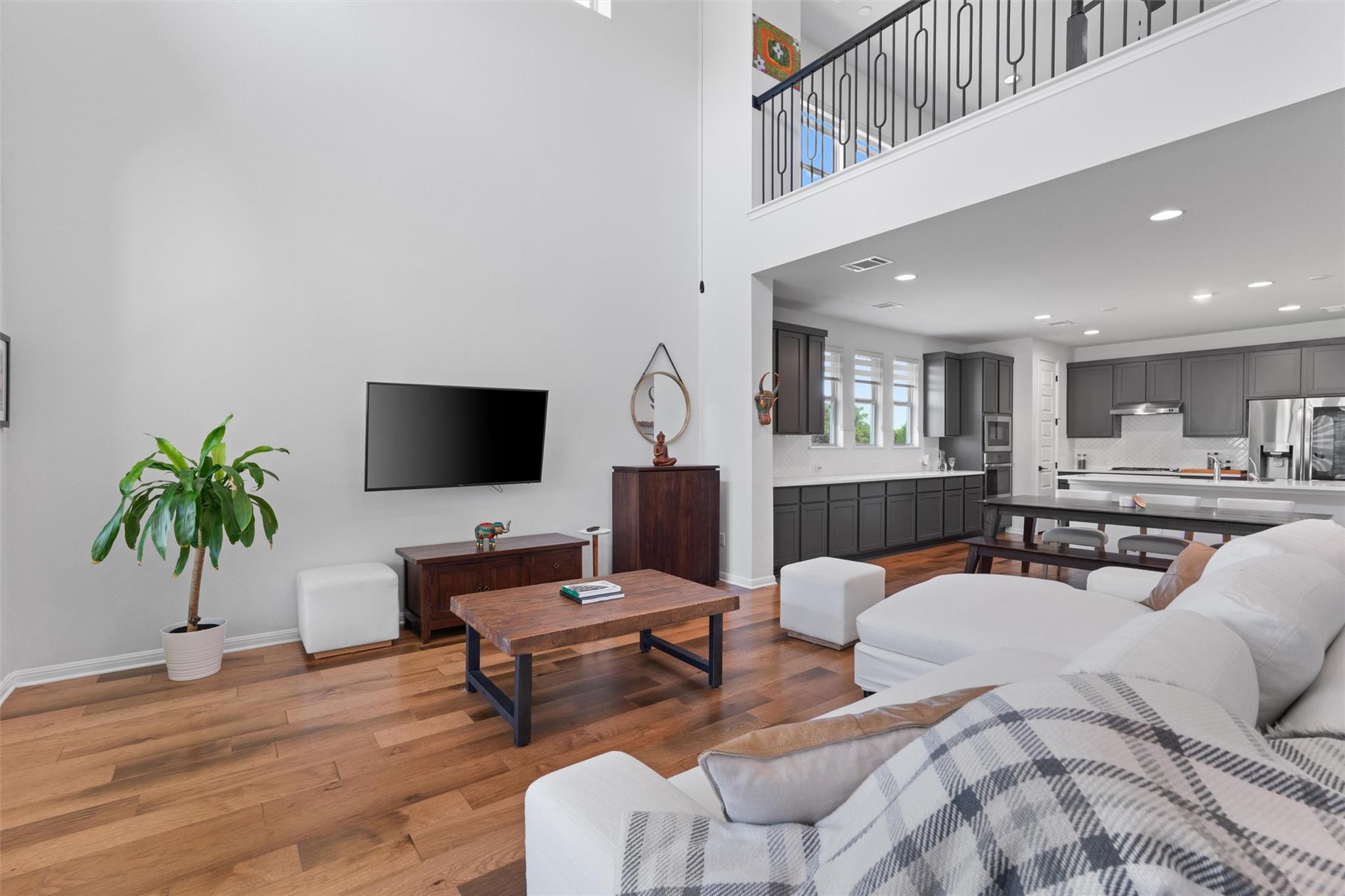 1908 Cabrera Dr, Leander, TX 78641