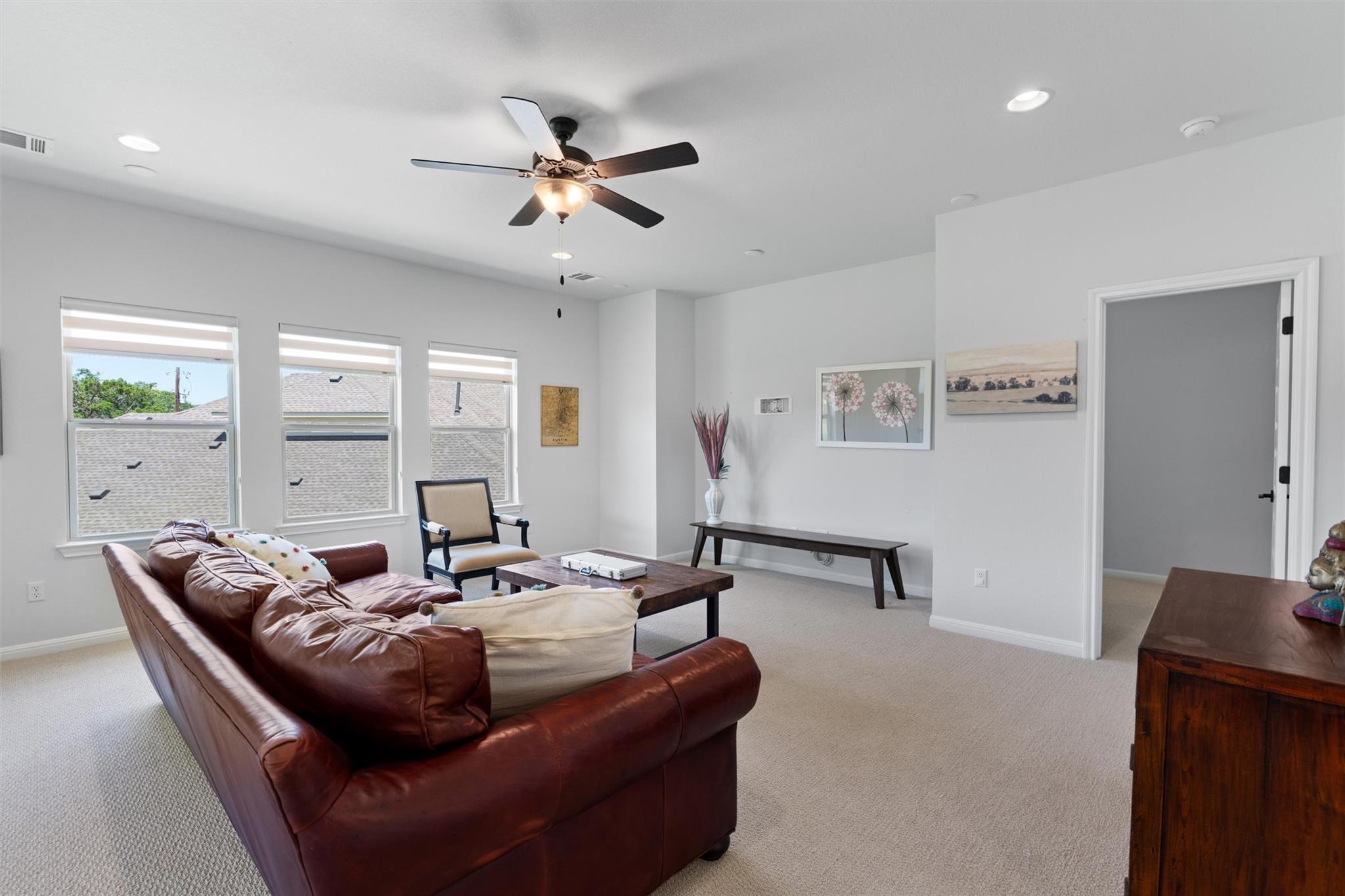 1908 Cabrera Dr, Leander, TX 78641