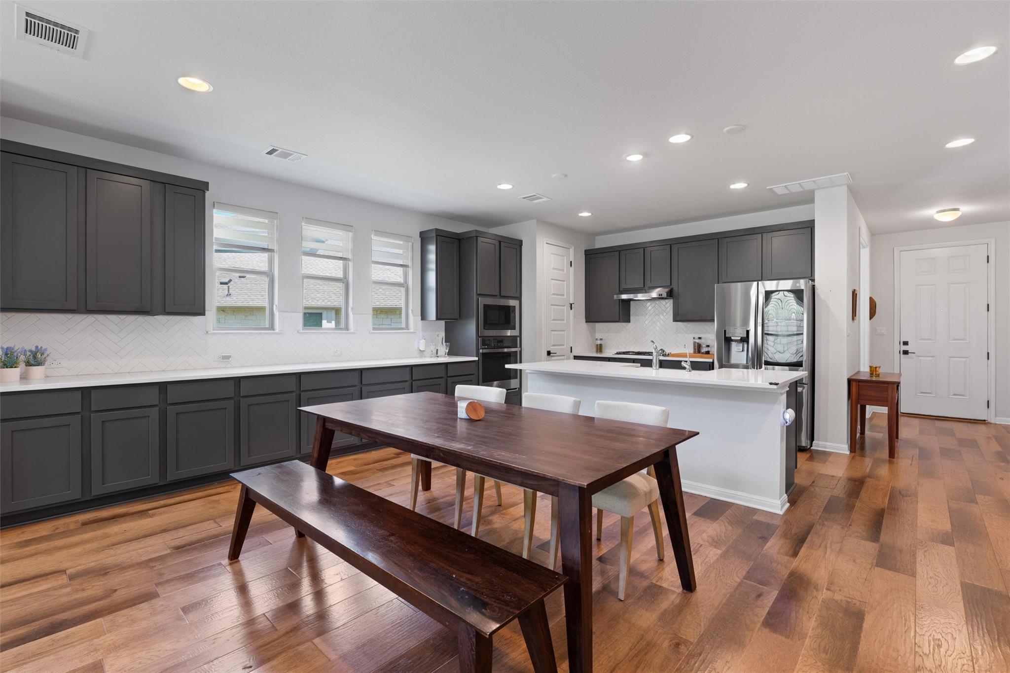 1908 Cabrera Dr, Leander, TX 78641