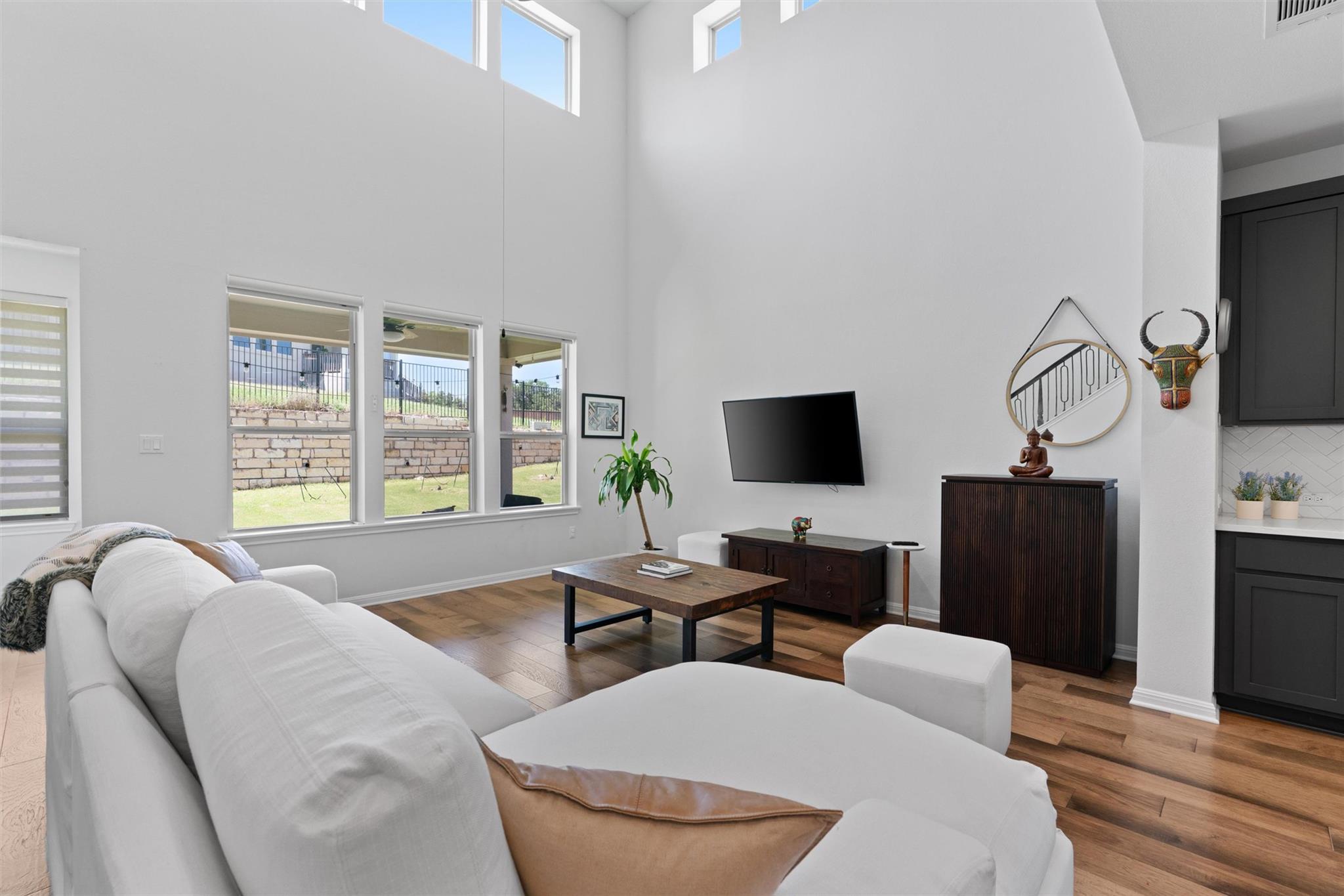 1908 Cabrera Dr, Leander, TX 78641