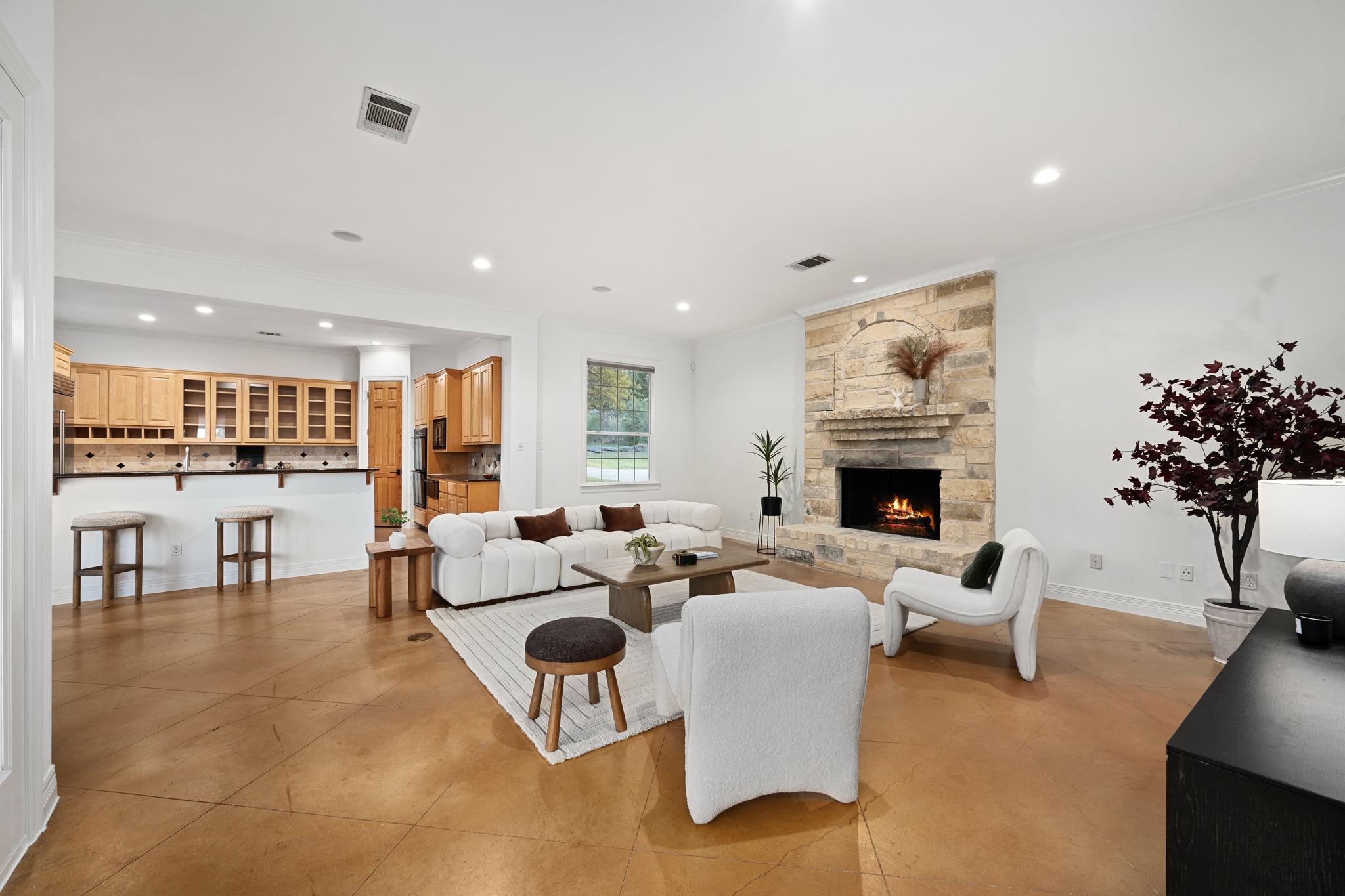 600 N River Hills Rd, Austin, TX 78733